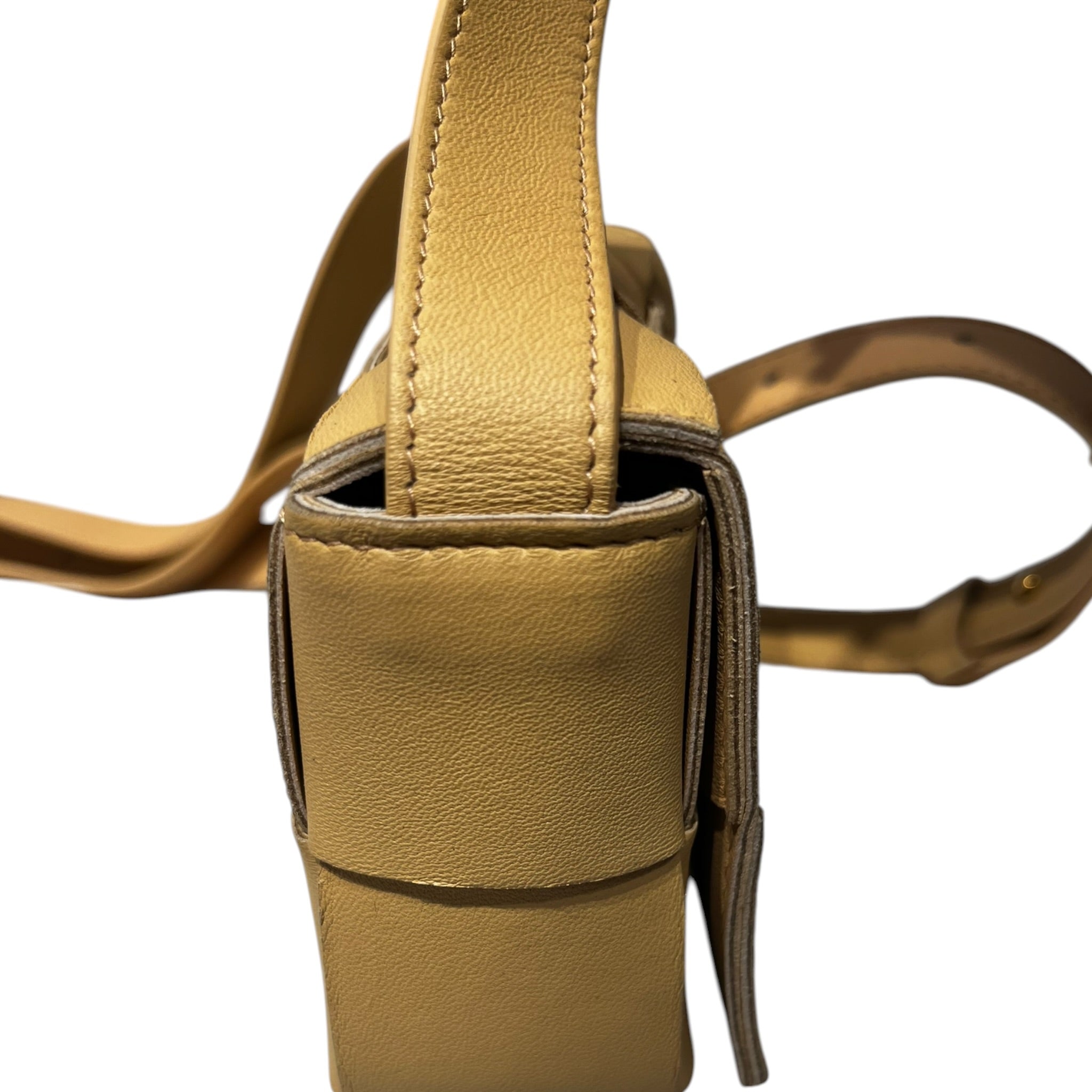 BOTTEGA VENETA/Pouch/Leather/BEG/Candy Cassette view 2