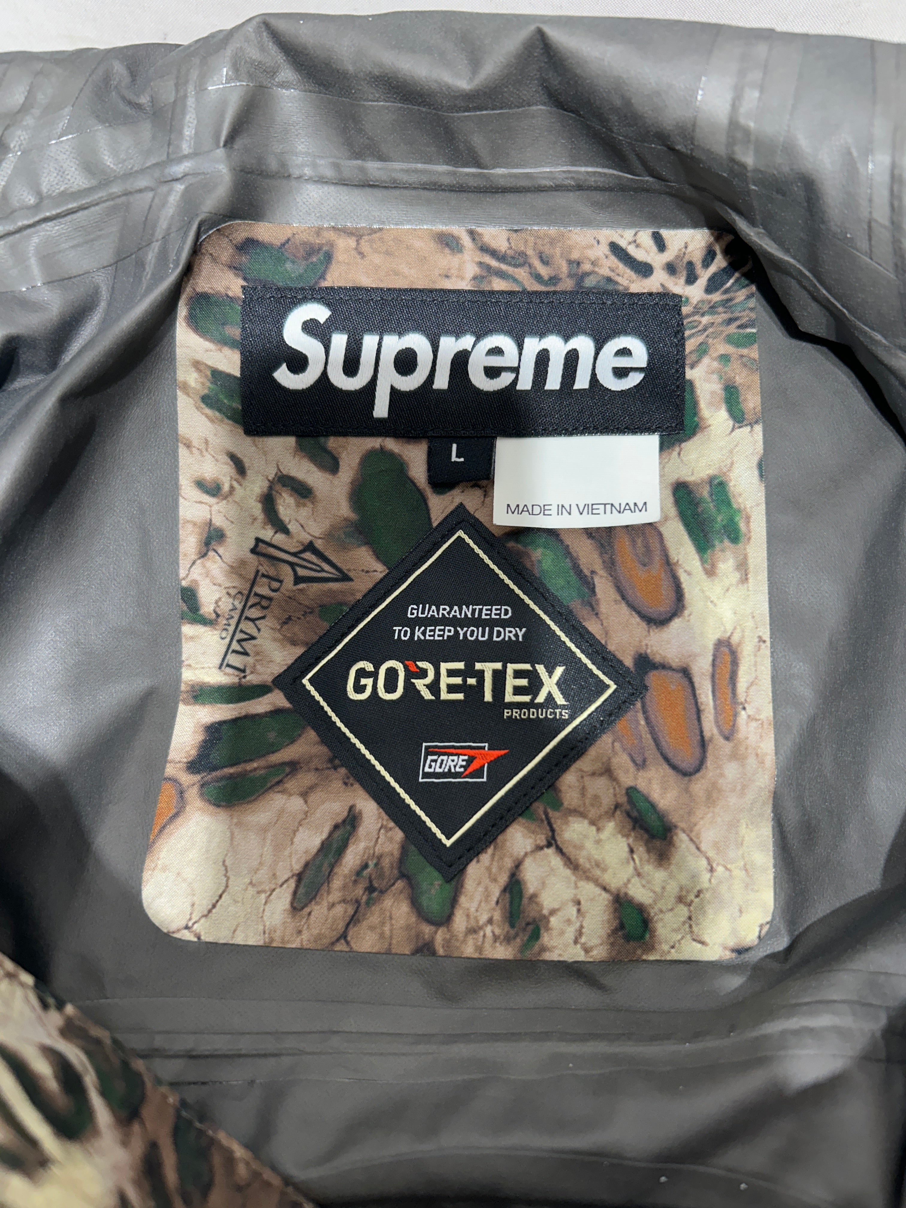 Supreme/Windbreaker/L/Nylon/KHK/Camouflage/GORE-TEX PACLITE CAMO PYRM1 view 3