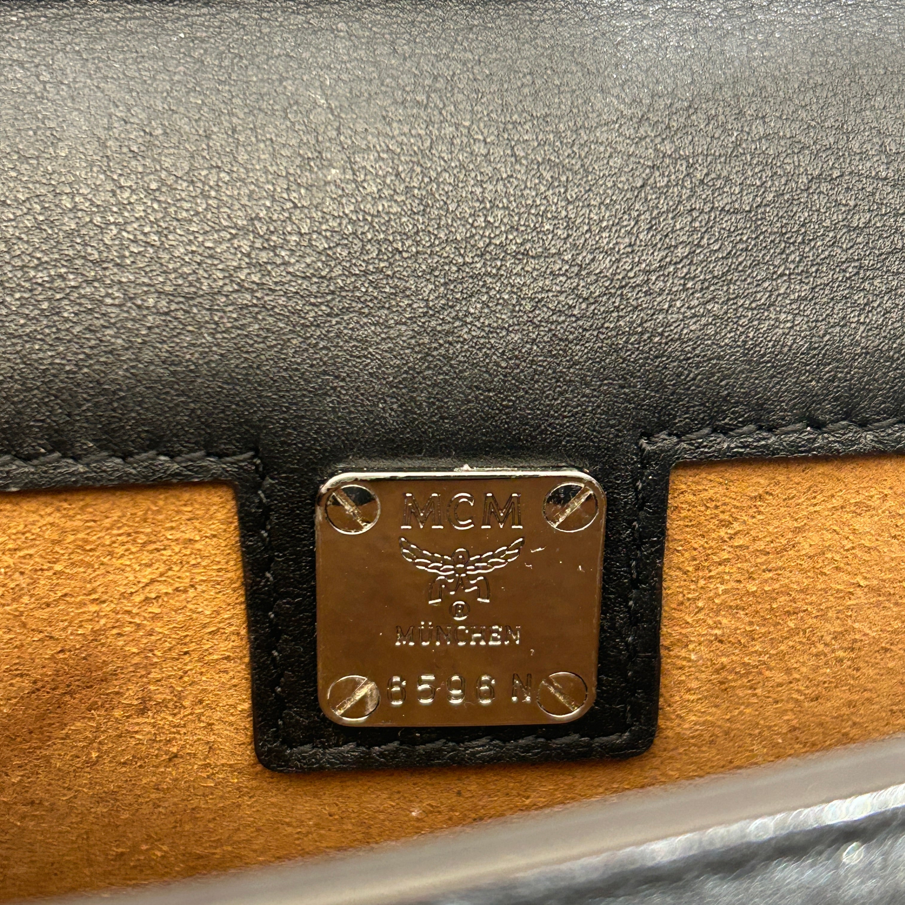 MCM/Cross Body Bag/Leather/BLK/MONOGRAM view 4