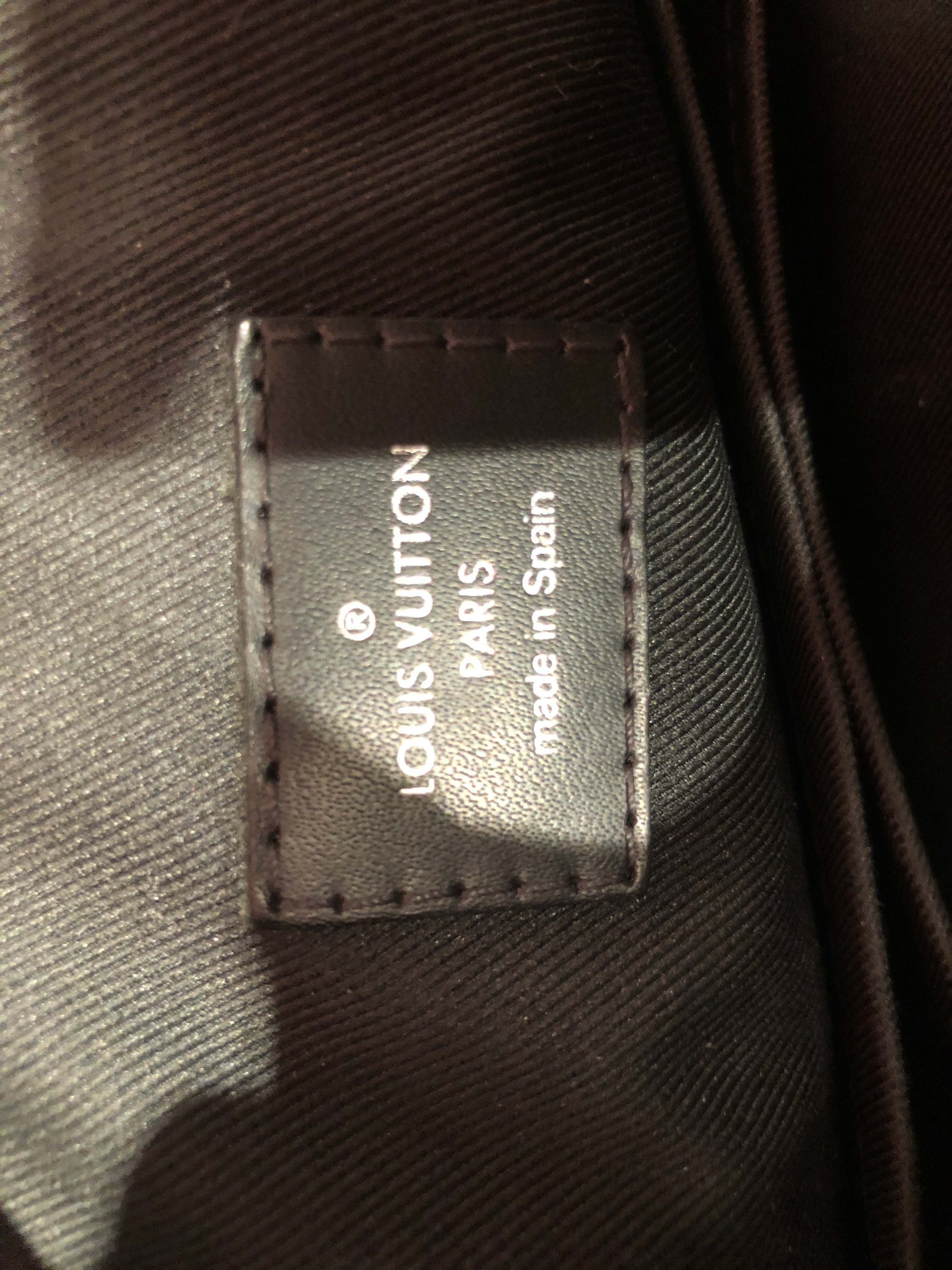 LOUIS VUITTON/Pouch/Damier Graphite Dayton Bag view 4