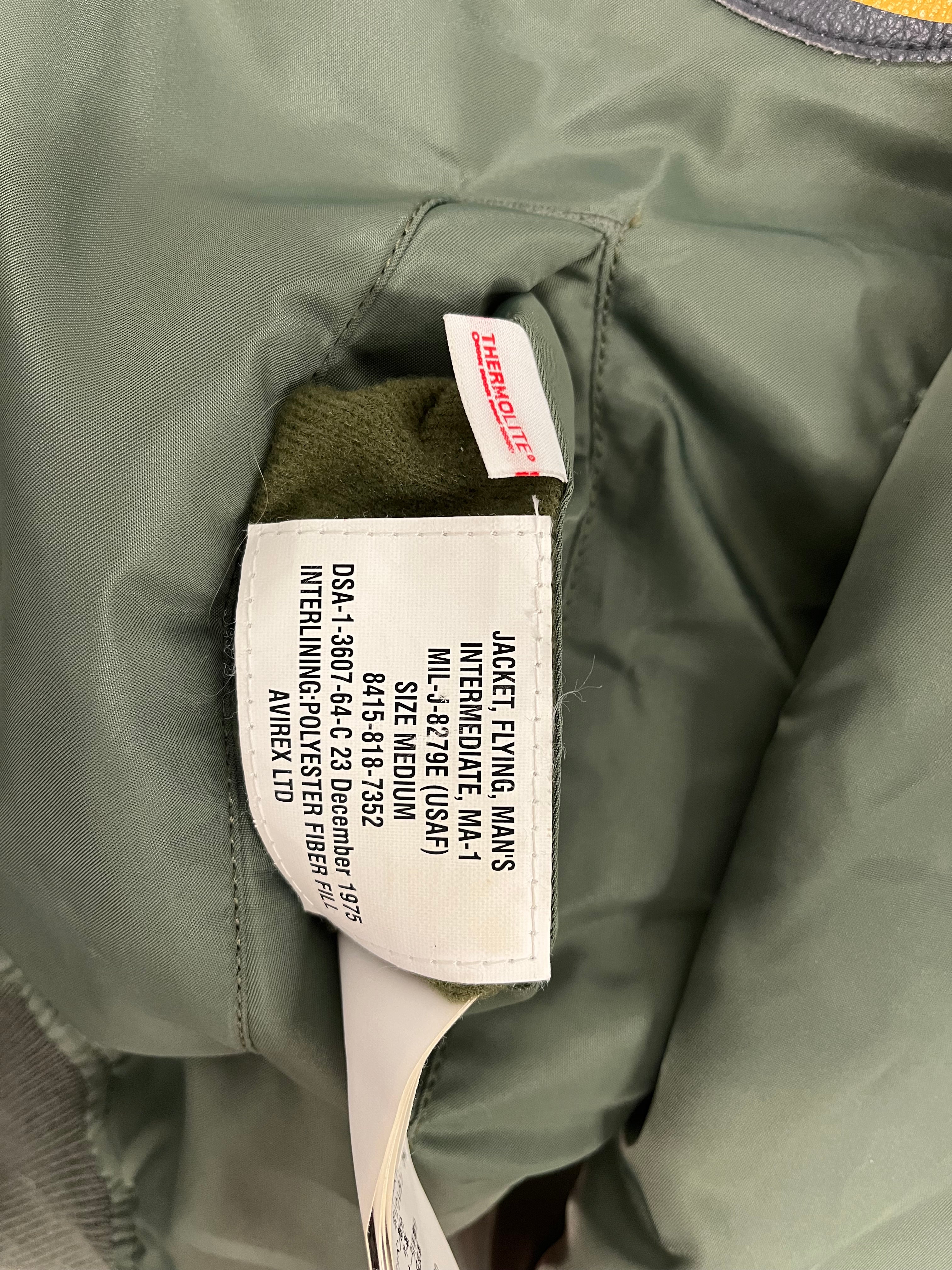 AVIREX/Flight Jkt/M/Nylon/KHK/Single Breasted/MA-1 FLIGHT JACKET view 3