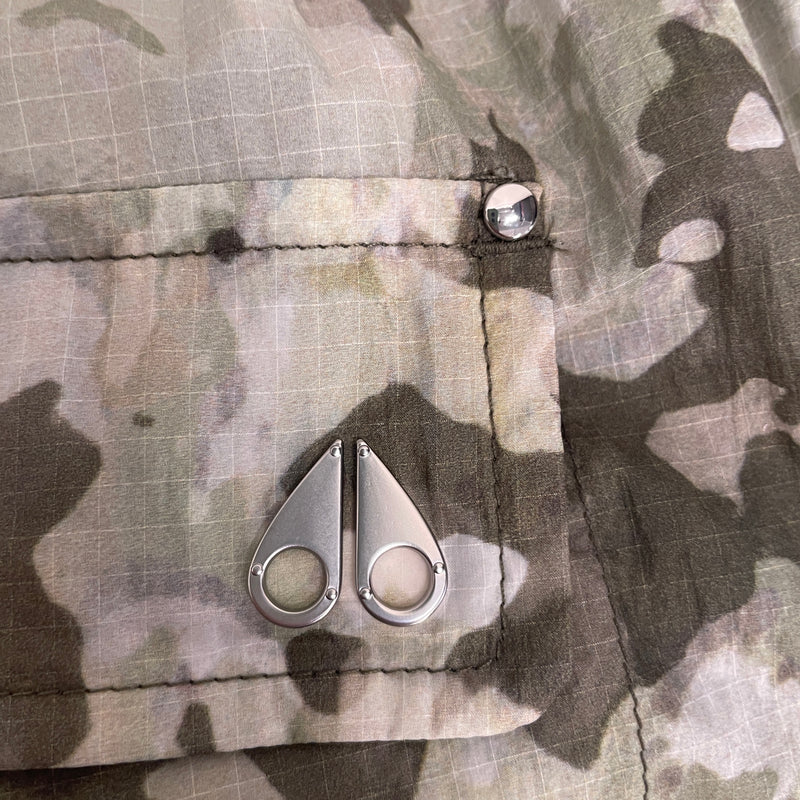 MOOSE KNUCKLES/Cargo Pants/M/Nylon/GRN/Camouflage/WIND RESISTANT PANTS