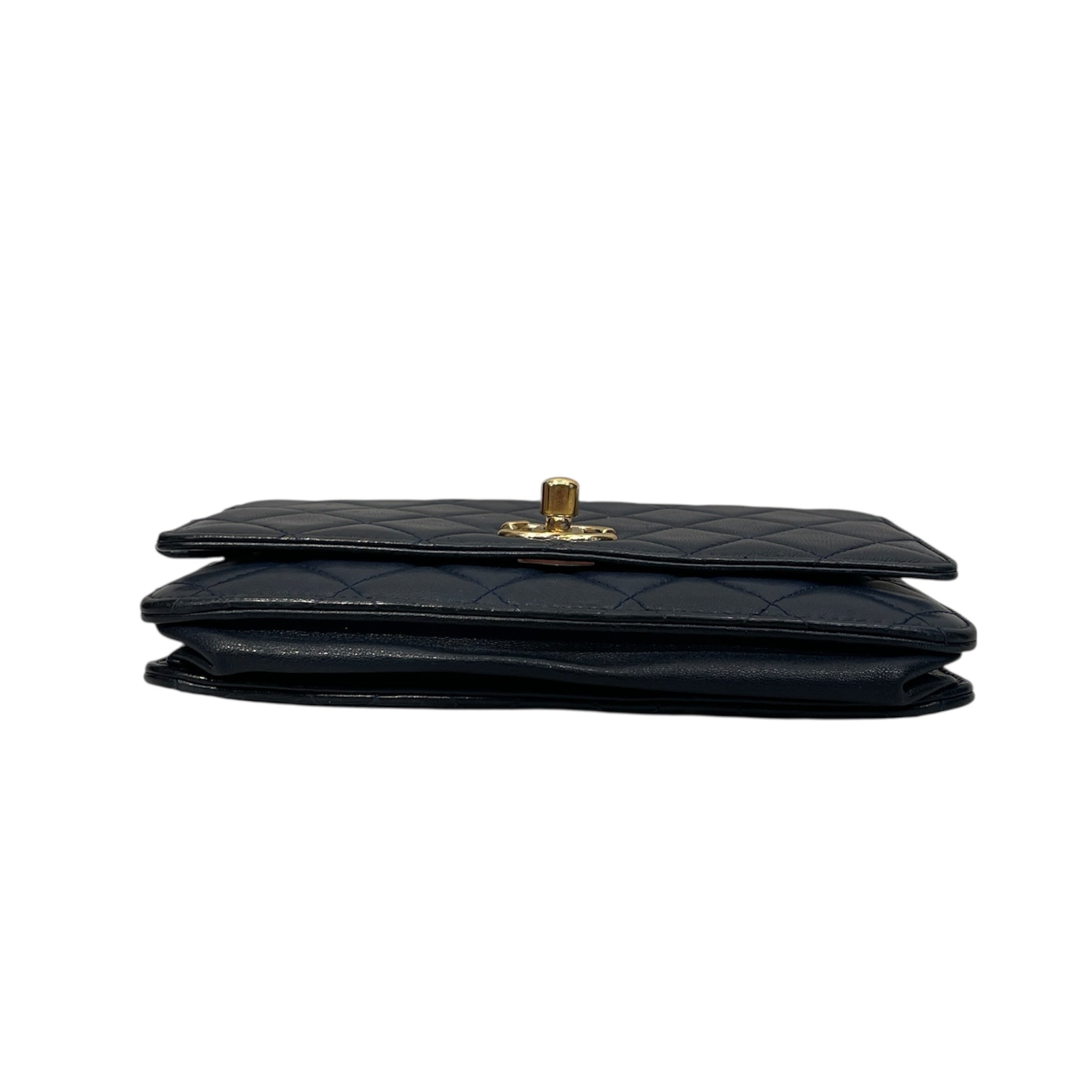 CHANEL/Cross Body Bag/Leather/NVY/22813125 WALLET ON CHAIN GLD view 3