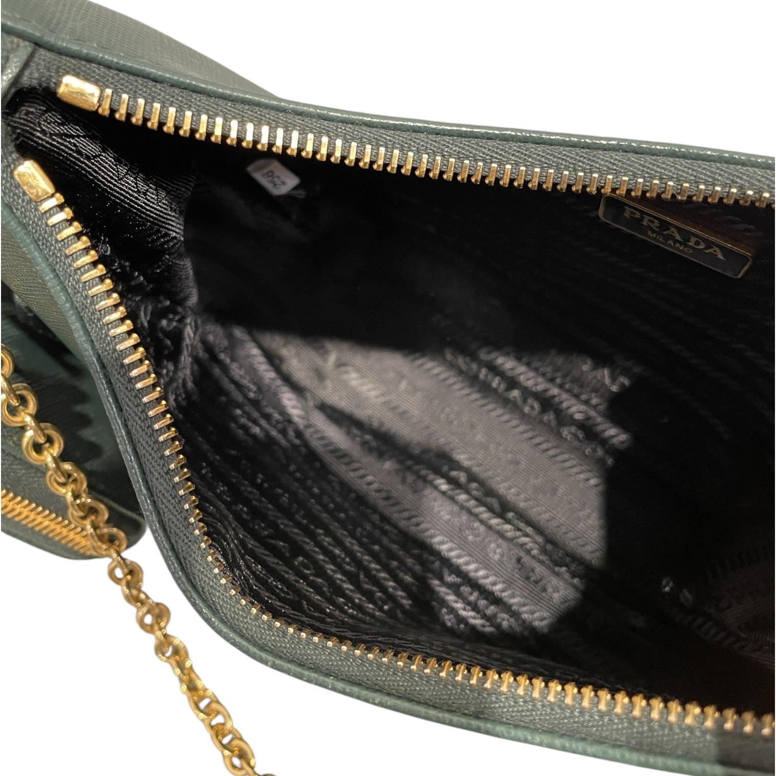PRADA/Cross Body Bag/Nylon/GRN/Re-Edition 2005 Saffiano view 4