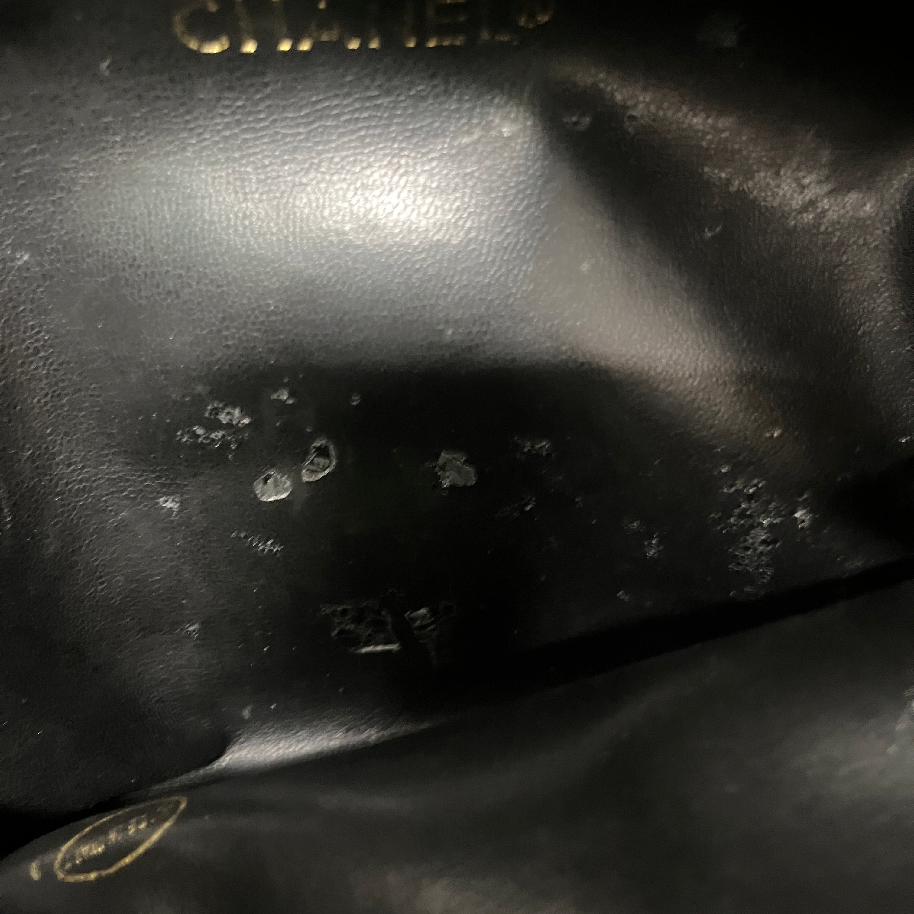 CHANEL/Hand Bag/Leather/BLK/Quilted leather tote view 6