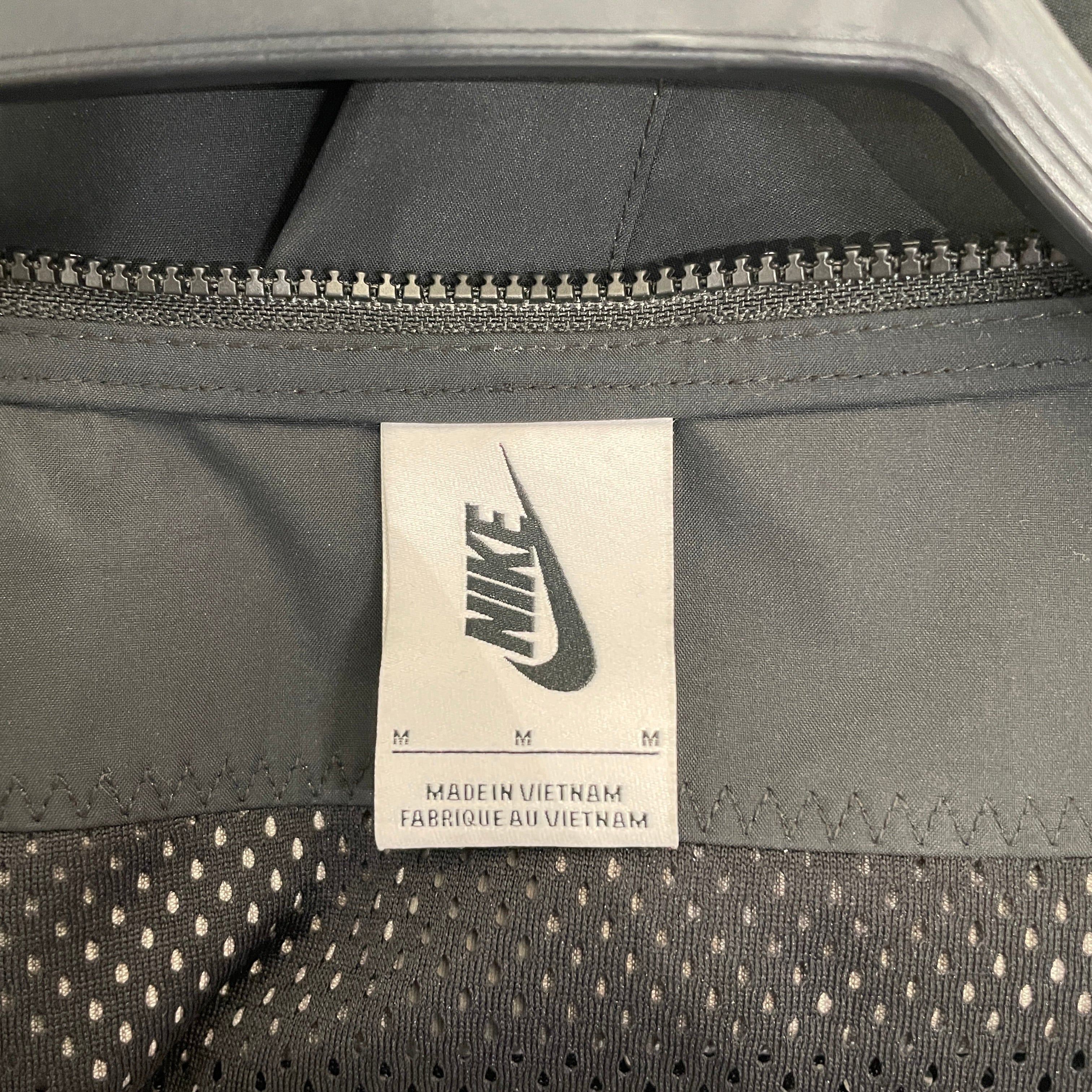 NIKE/UNDERCOVER/Vest/M/Nylon/BLK/utility view 3