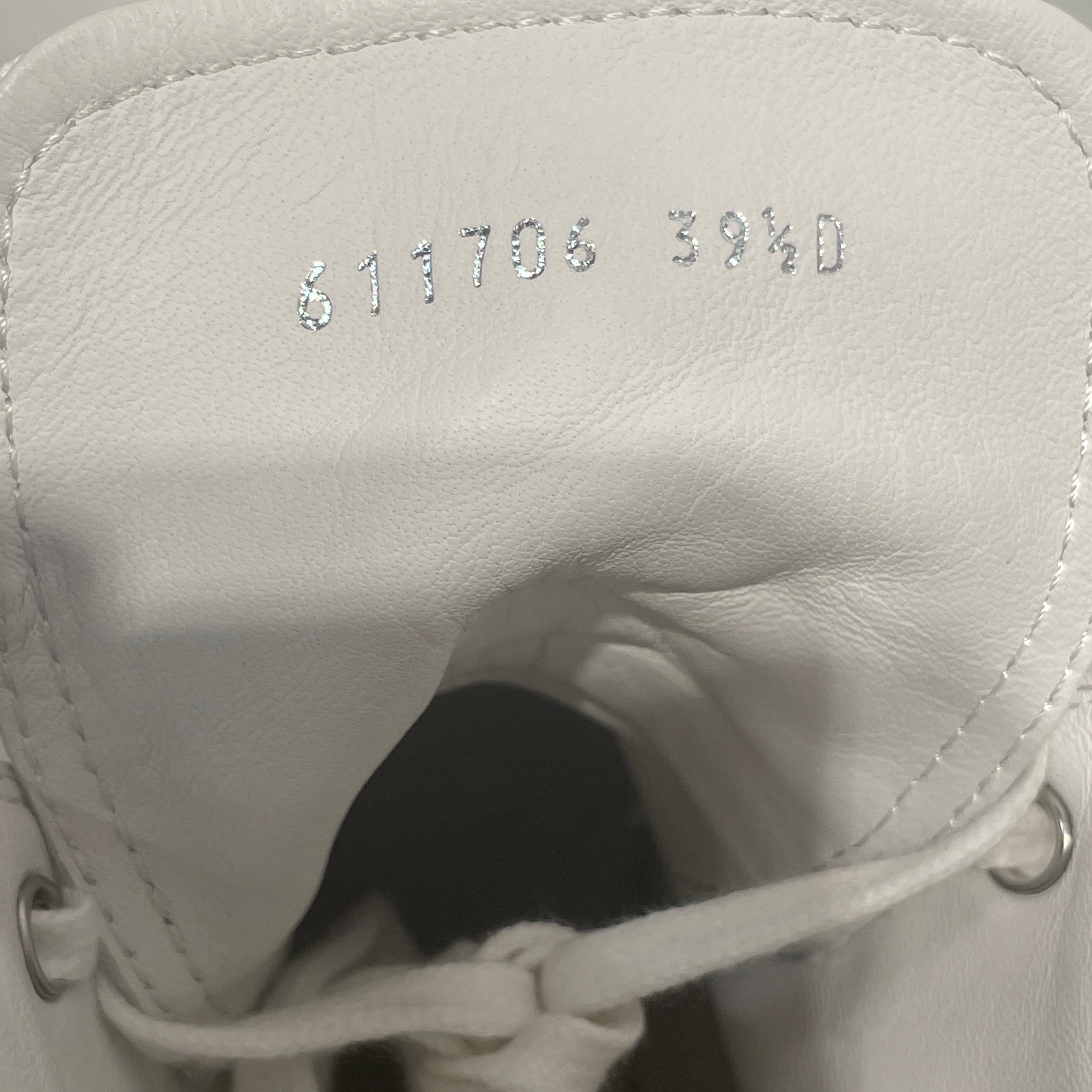 Alexander McQueen/Hi-Sneakers/EU 39/Cotton/WHT/high top view 3