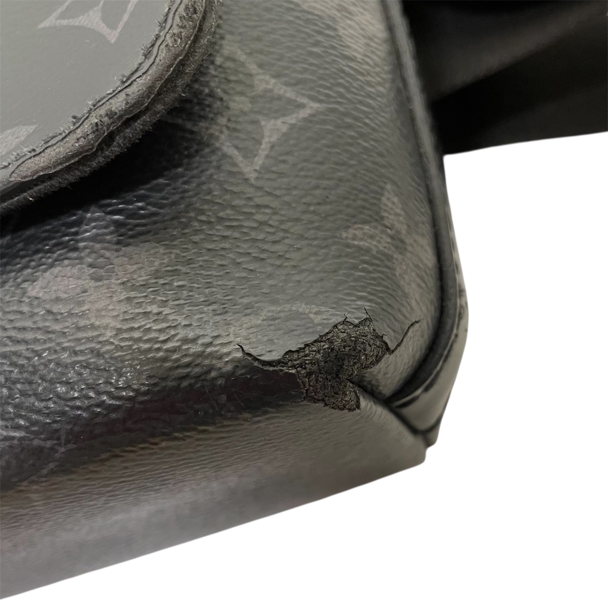 LOUIS VUITTON/Bag/Monogram/Leather/BLK/DISTRICT PM CROSSBODY view 9