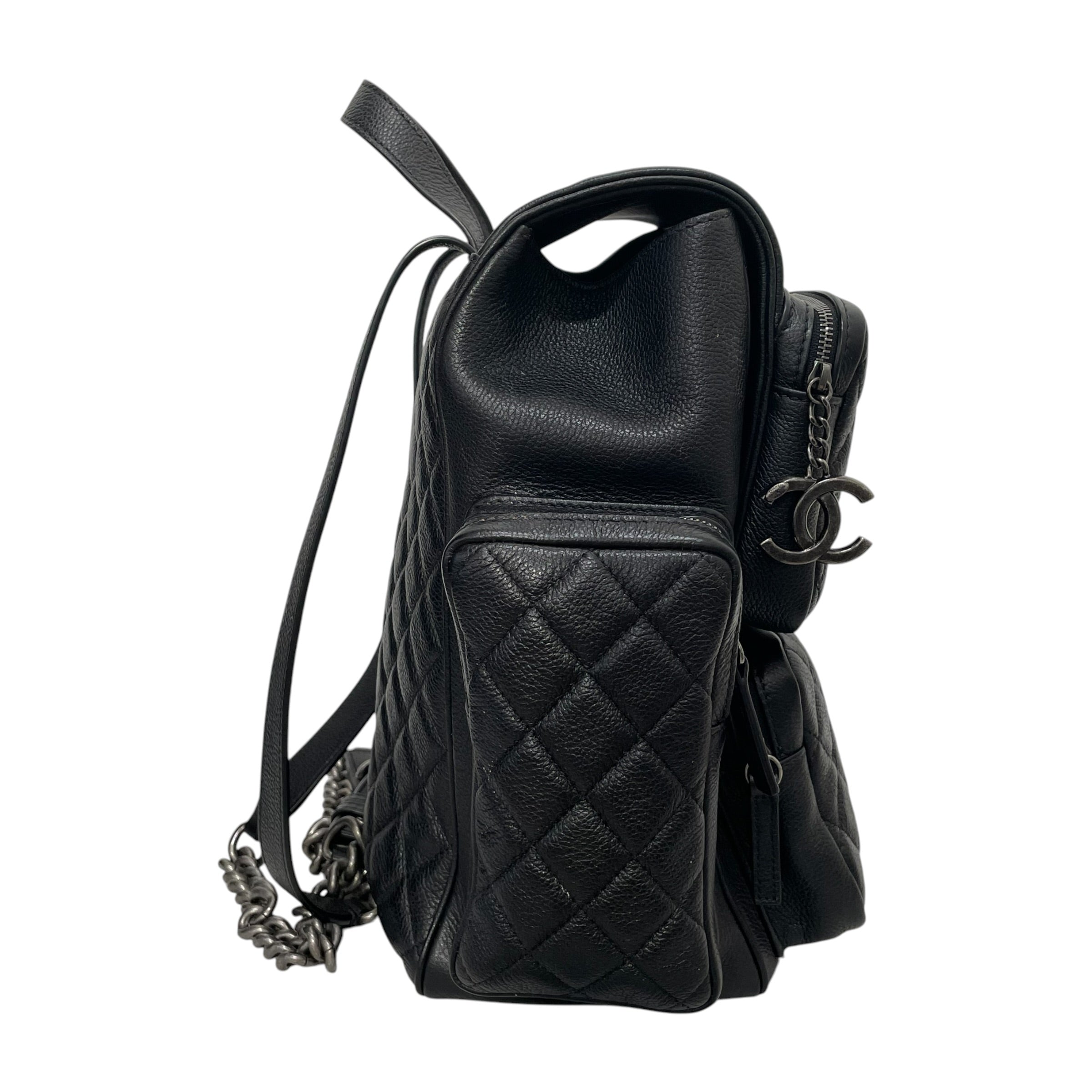CHANEL/Backpack/Leather/BLK/casual rock airline back pack view 4