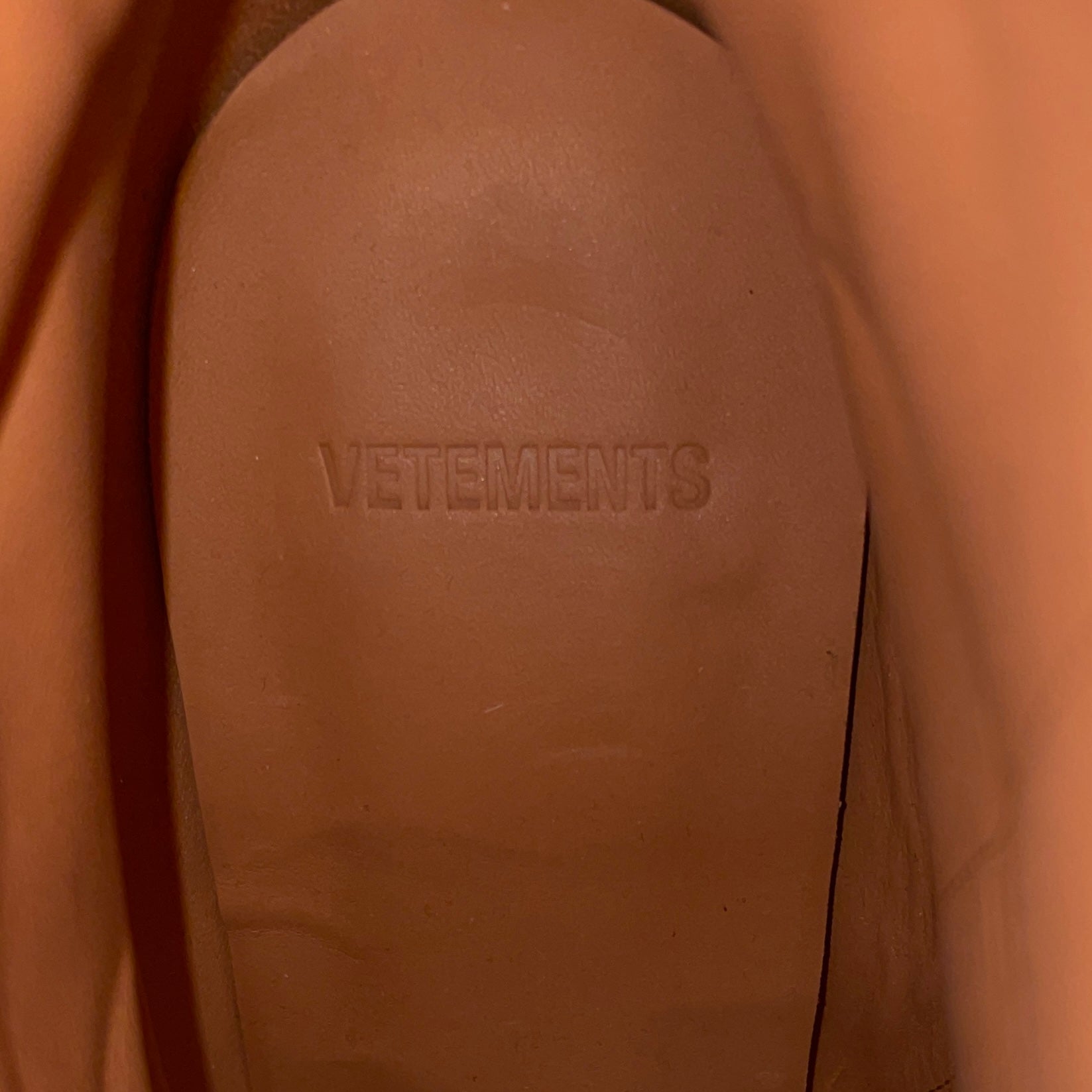 VETEMENTS/Ankle Boots/US 7/Leather/BLK/pink cig heel view 3