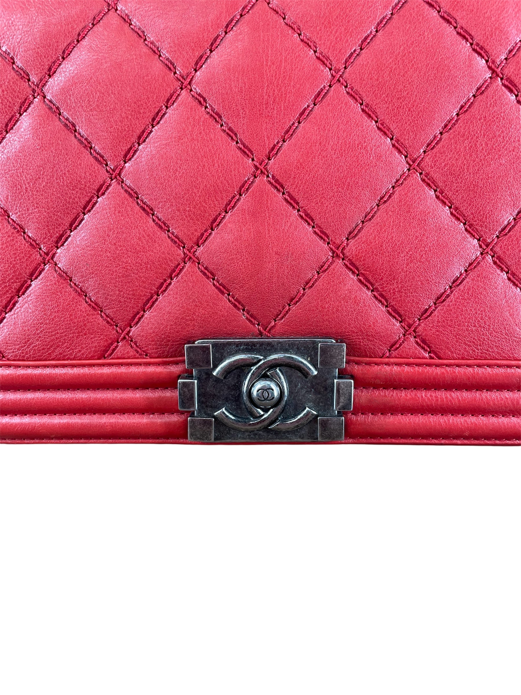 CHANEL/Cross Body Bag/Leather/RED/RED CROSSBODY BAG view 4