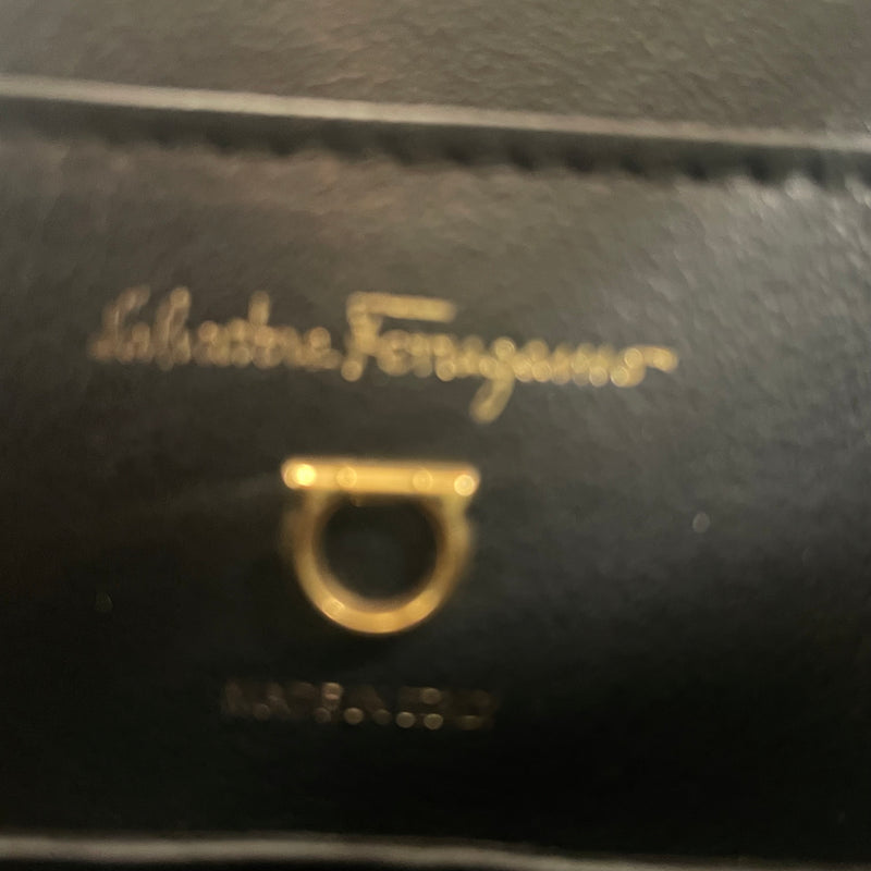 Salvatore Ferragamo/Hand Bag/OS/Monogram/Leather/CRM/ALL CREAM SLIM BAG