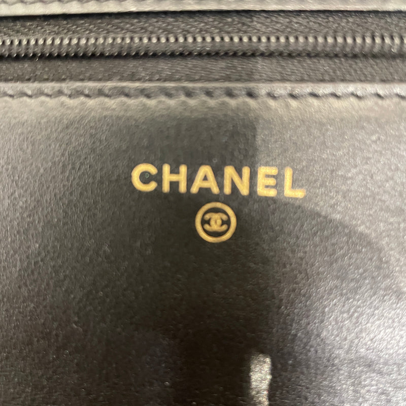 CHANEL/Cross Body Bag/Lambskin/BLK/