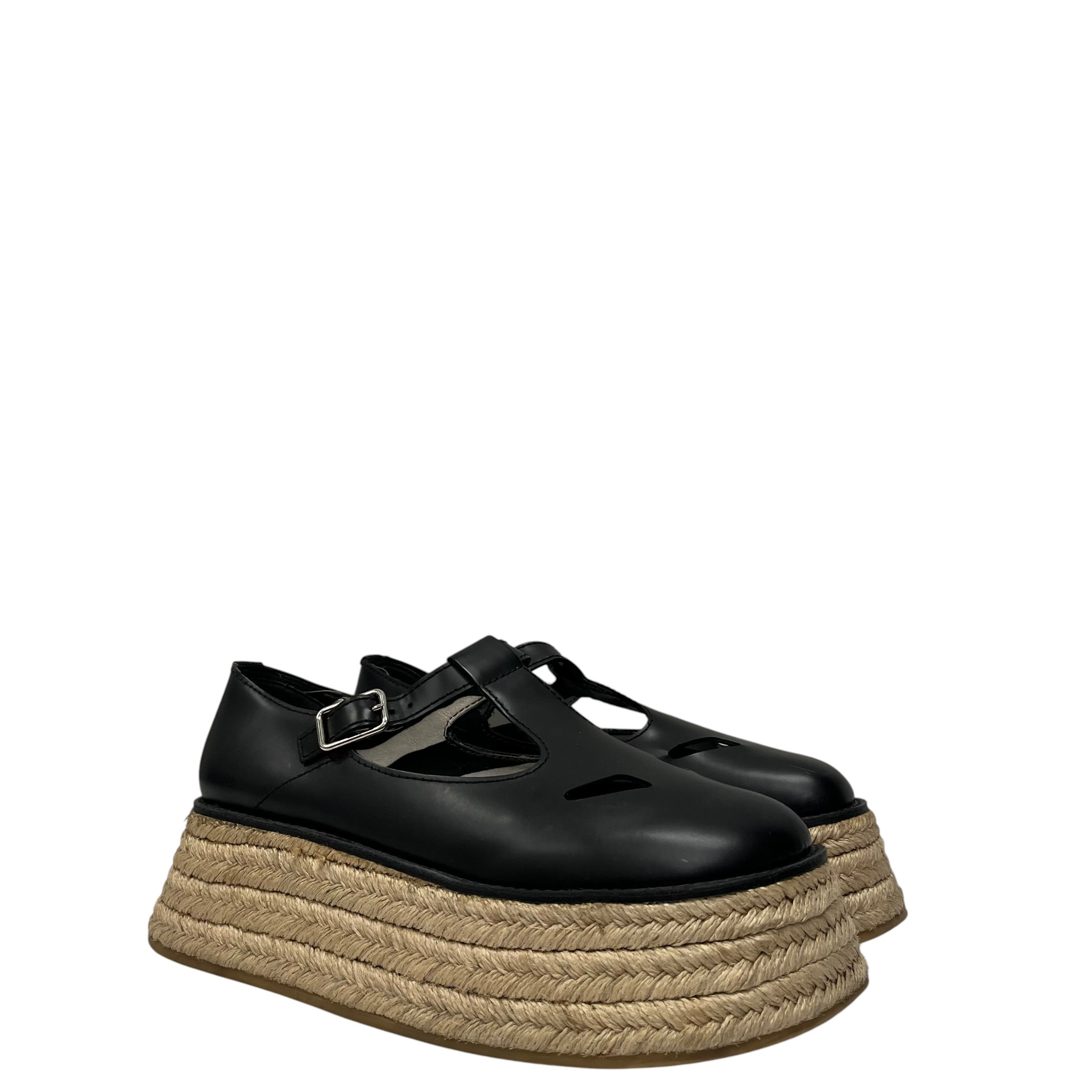 BURBERRY/Sandals/US 7.5/Leather/BLK/ view 1