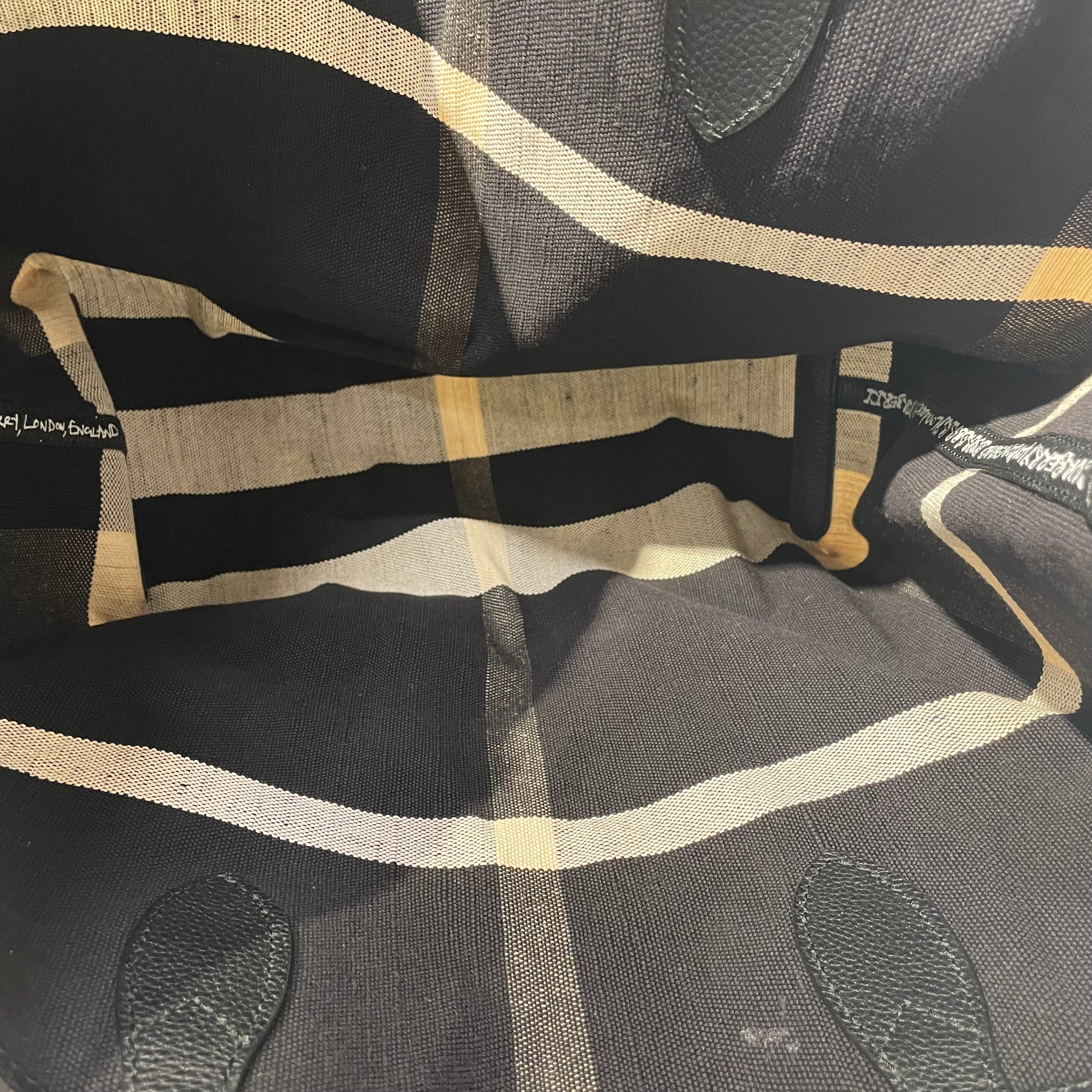 BURBERRY LONDON/Tote Bag/Gingham Check/BLK/WOVEN TOTE BAGE BURBERRY LOGO view 3