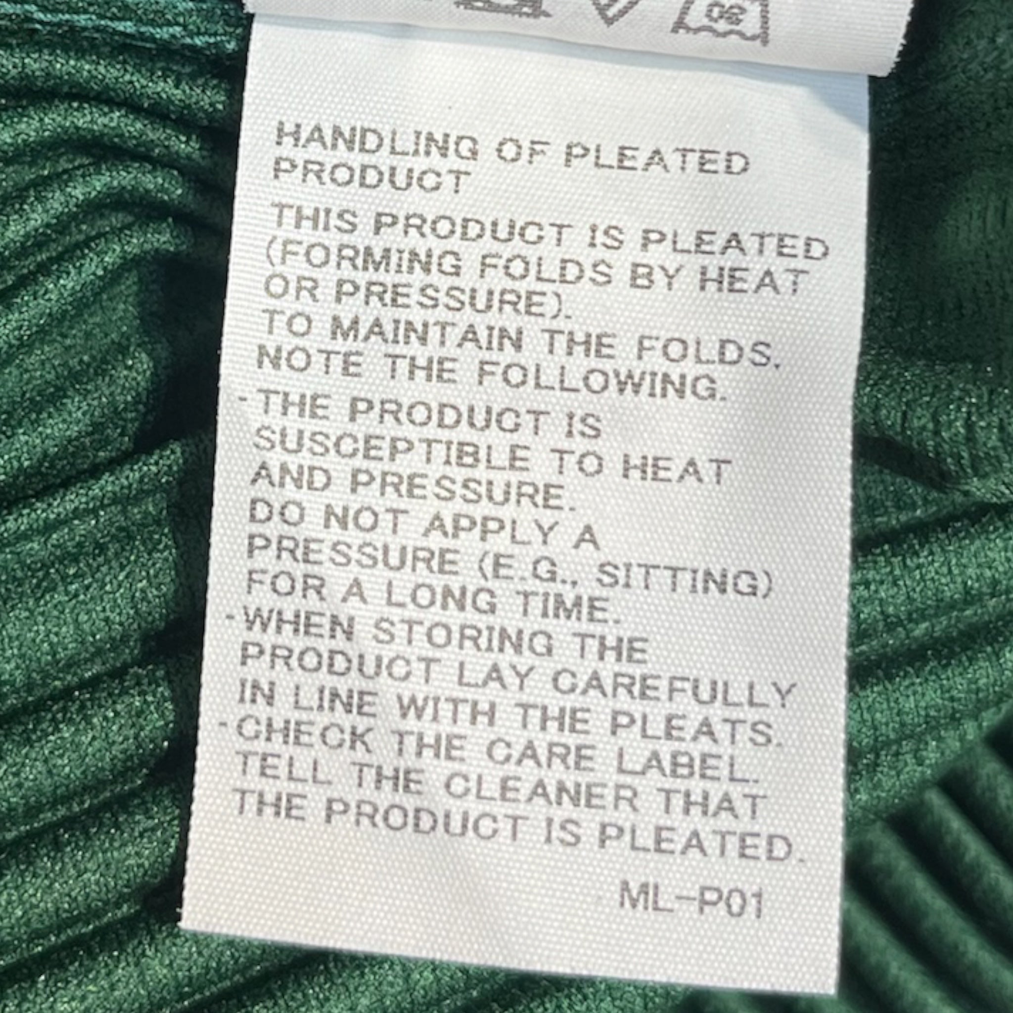ISSEY MIYAKE/Shorts/2/Polyester/GRN/PLEATED view 5