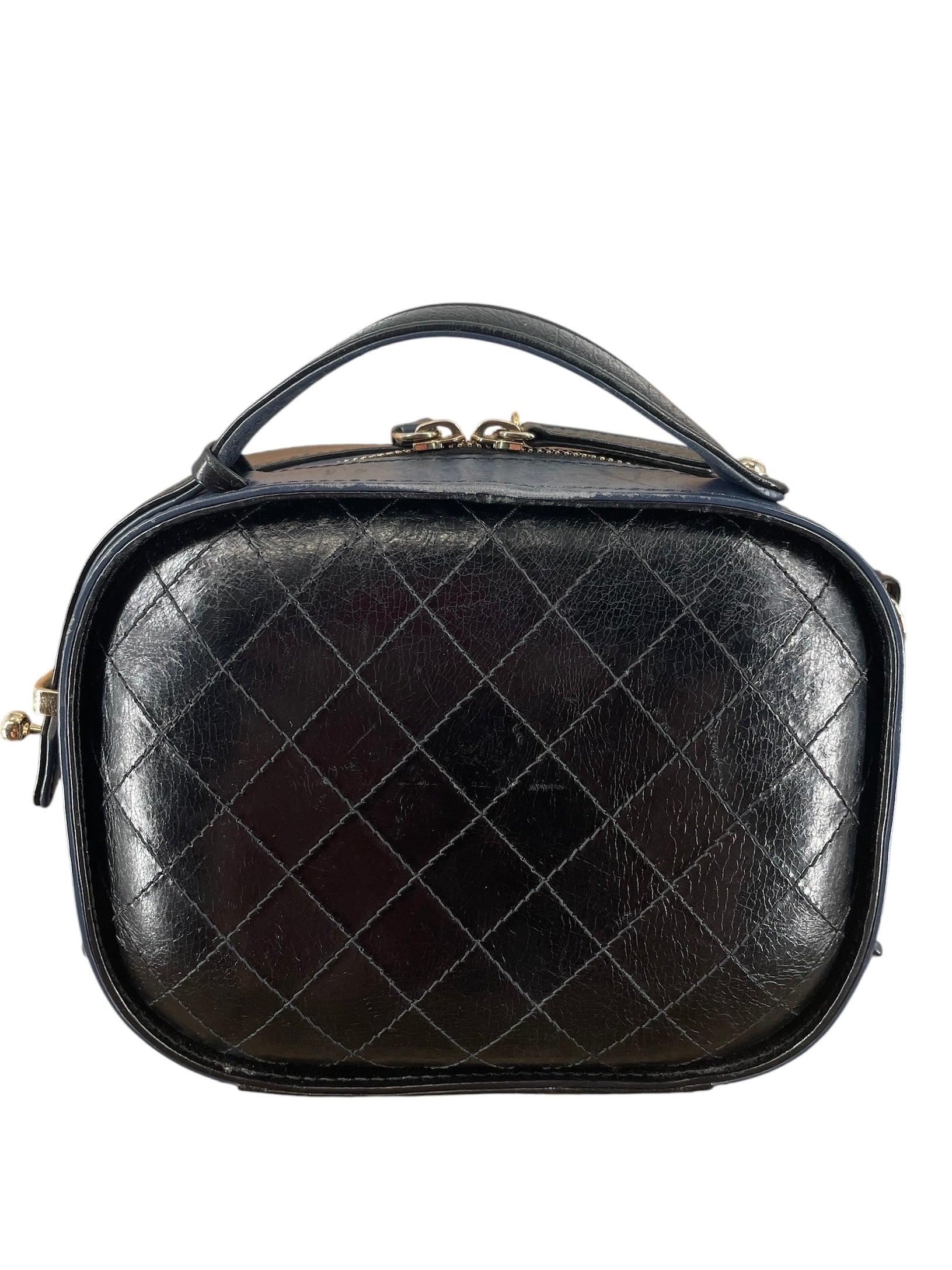 CHANEL/Bag/Leather/MLT/27147495 BLU BLK GLD HRDWRE view 2