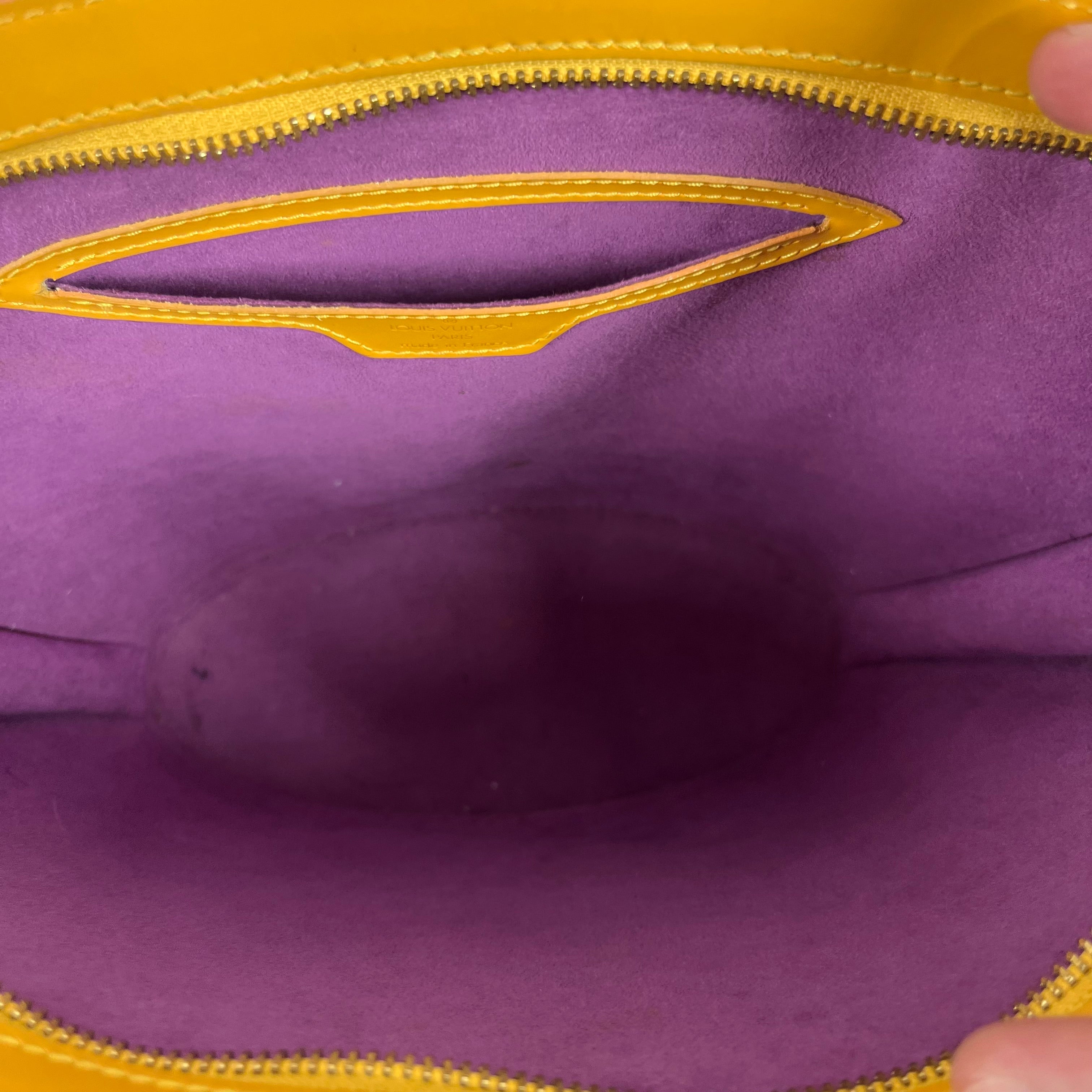 LOUIS VUITTON/Bag/Leather/YEL/EPI BUCKET BAG view 3