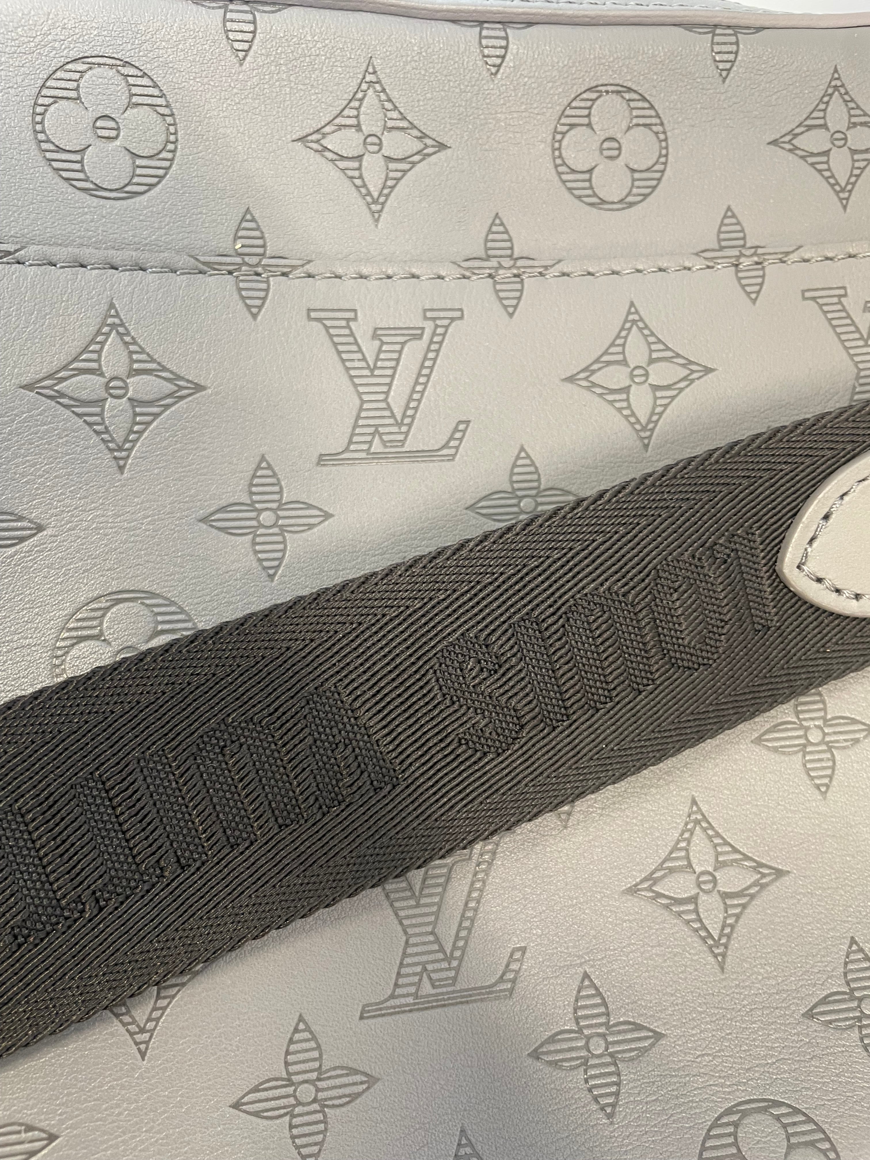 LOUIS VUITTON/Cross Body Bag/Monogram/Leather/GRY/trio messenger bag/pouch view 5