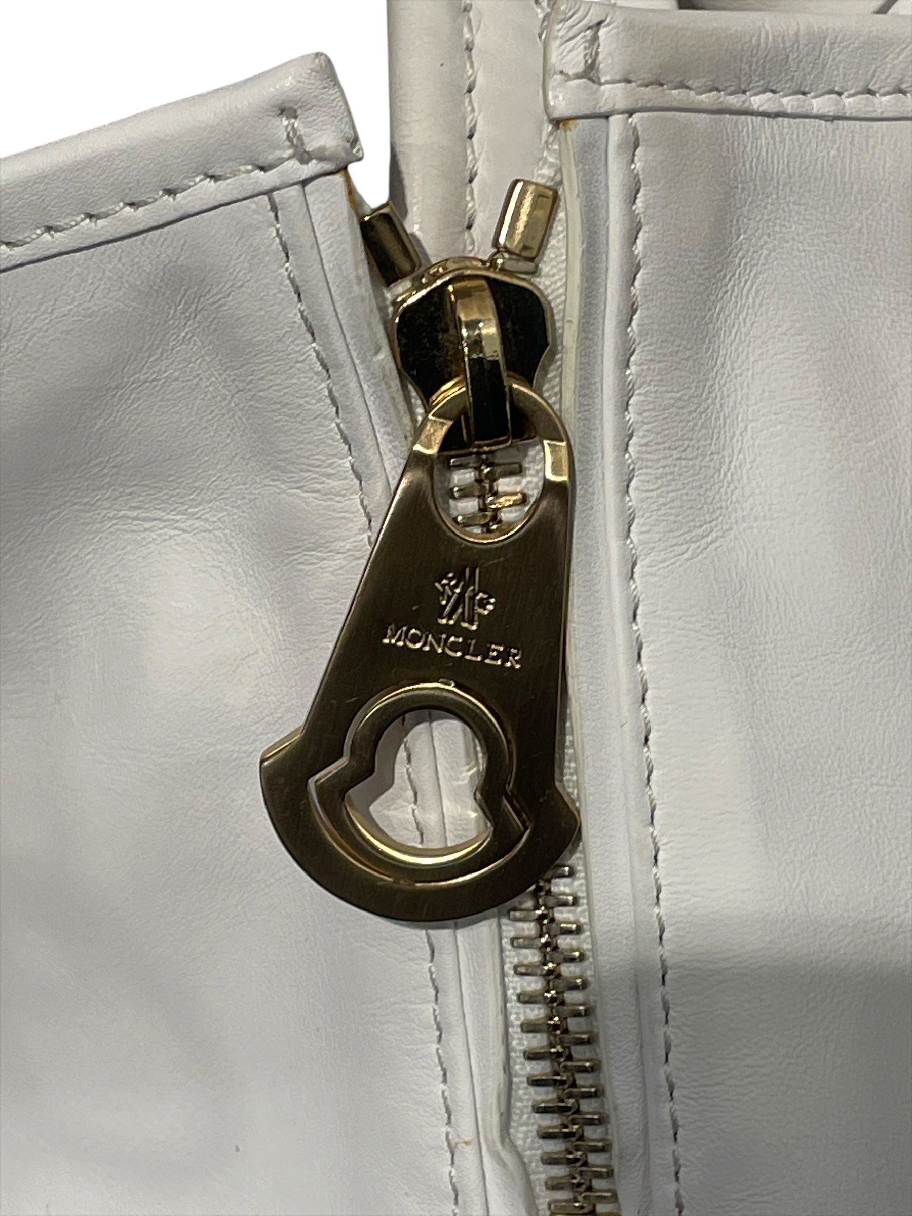 MONCLER/Bag/Leather/WHT/AMELIE TOTE GOLD ZIP STUDS view 4