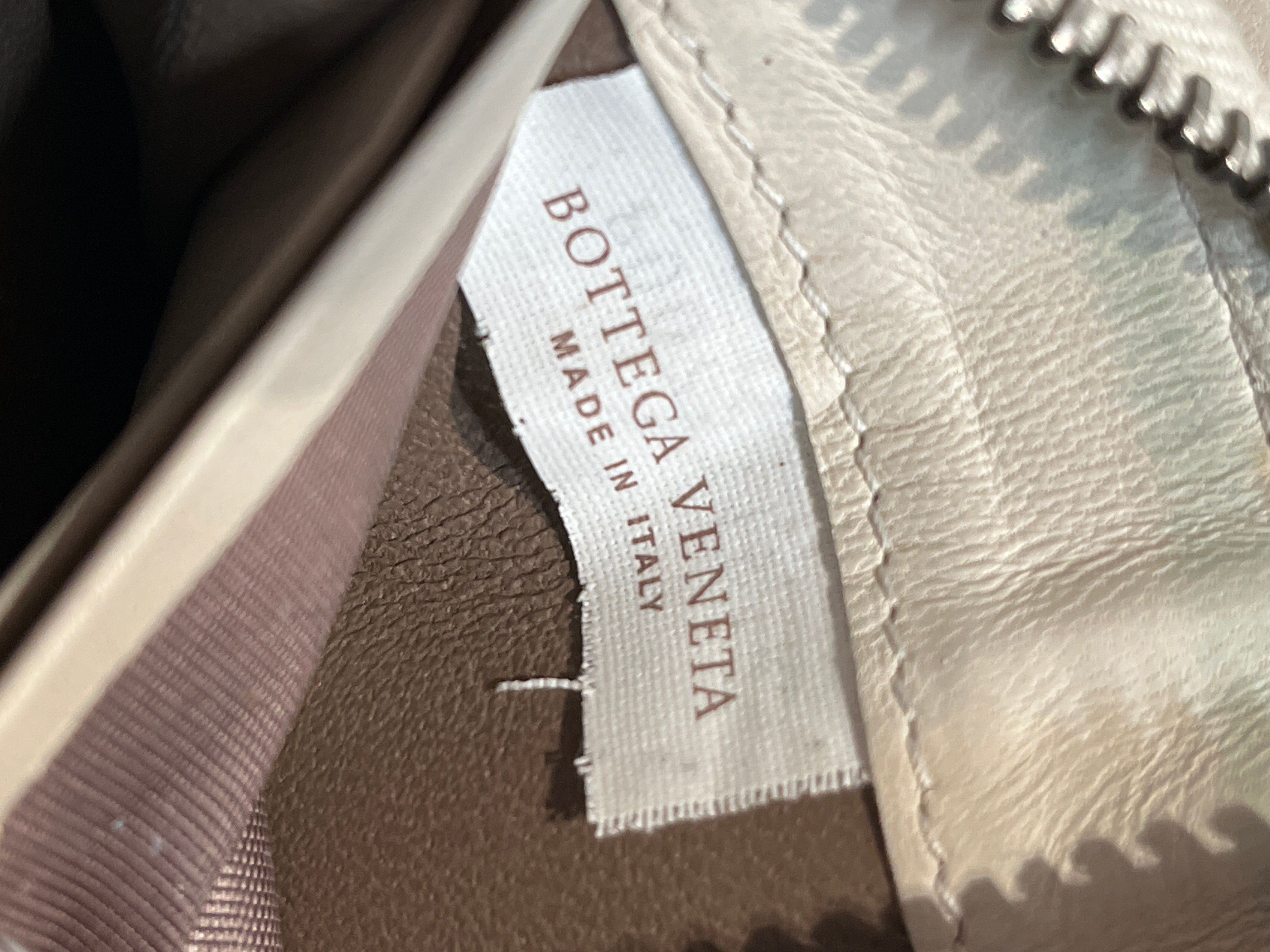 BOTTEGA VENETA/Wallet/Leather/WHT/M's/p00753191k view 3