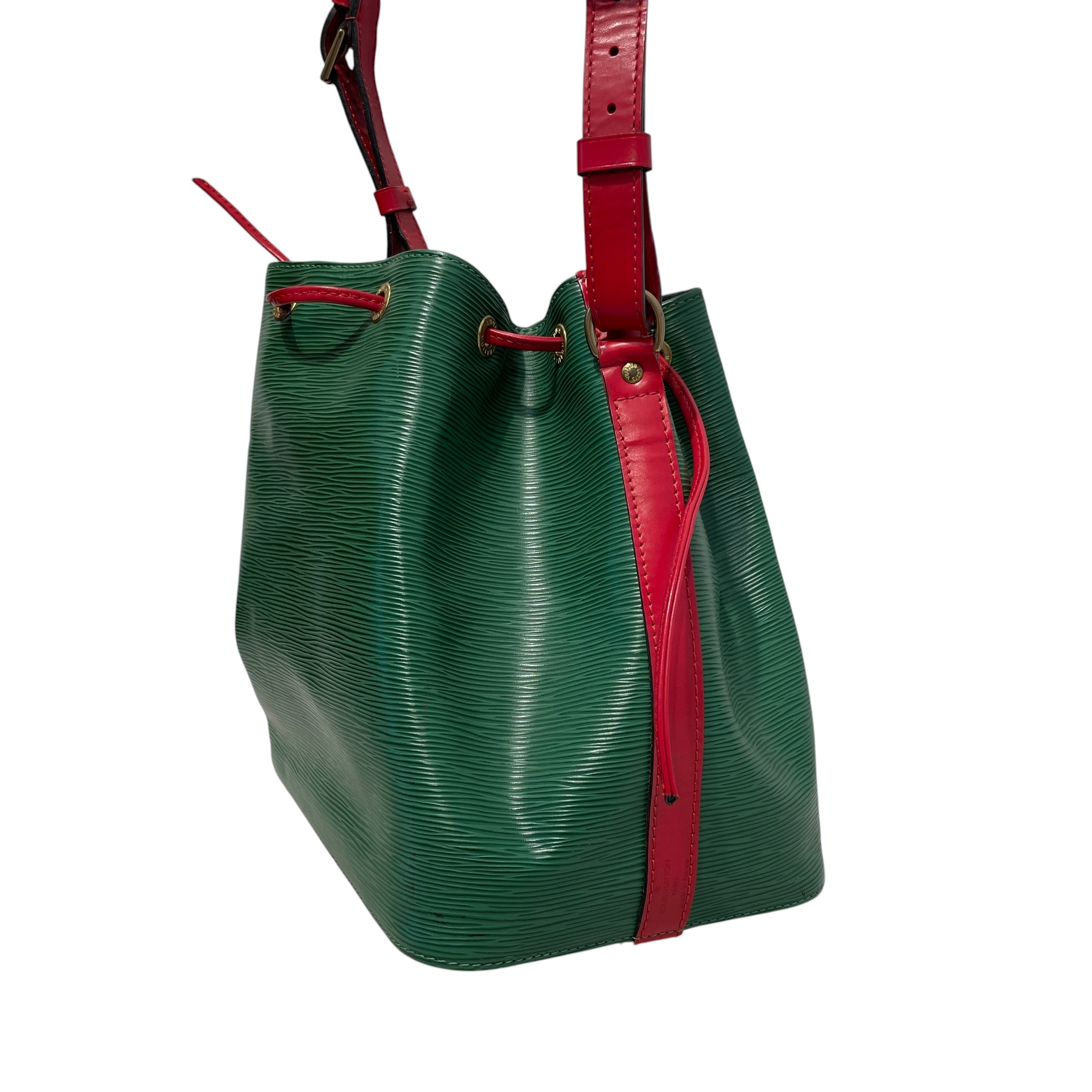 LOUIS VUITTON/Cross Body Bag/Leather/GRN/Epi Petit Noe Shoulder Bag view 4