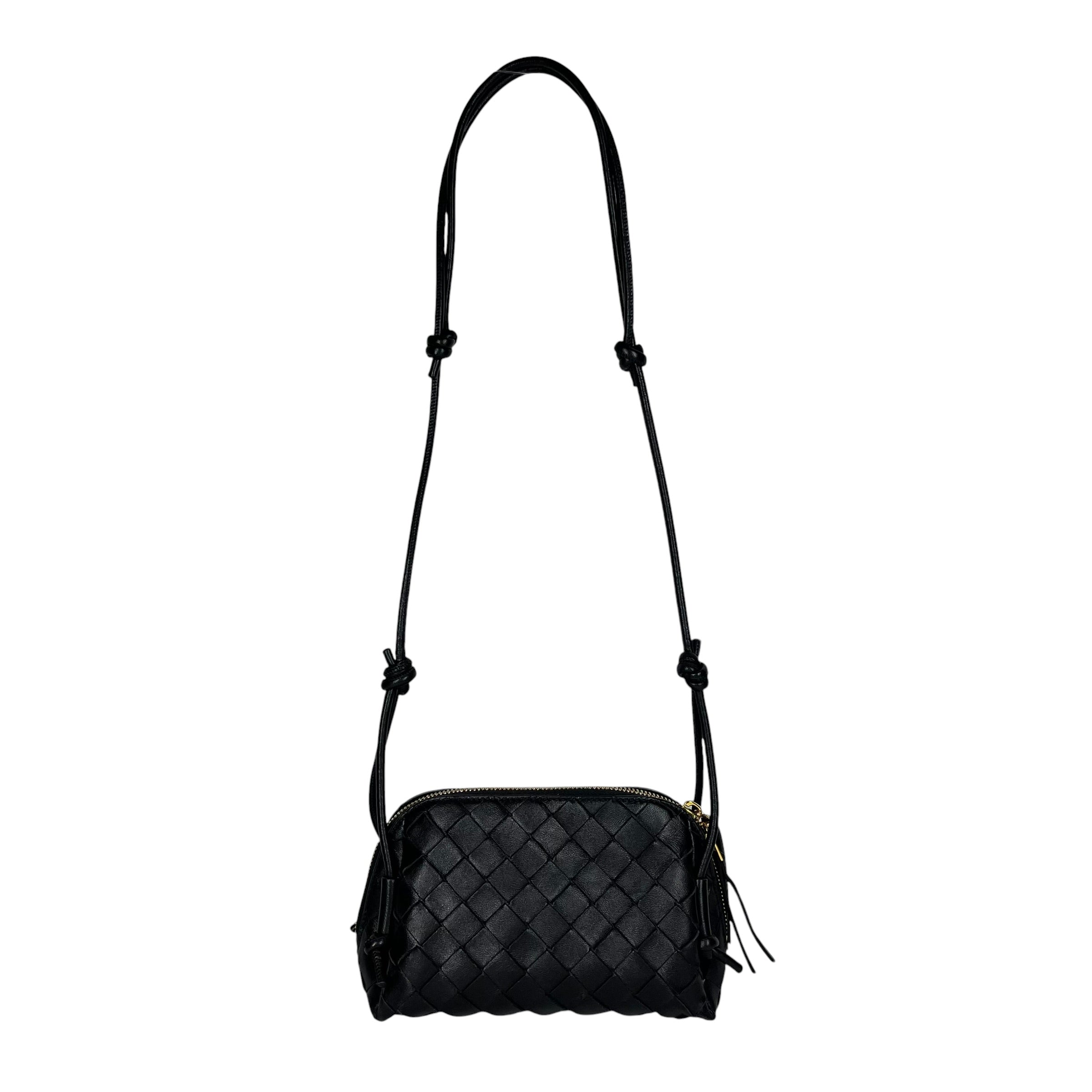 BOTTEGA VENETA/Bag/Leather/BLK/CONCERT INTRECCIATO POUCH view 1