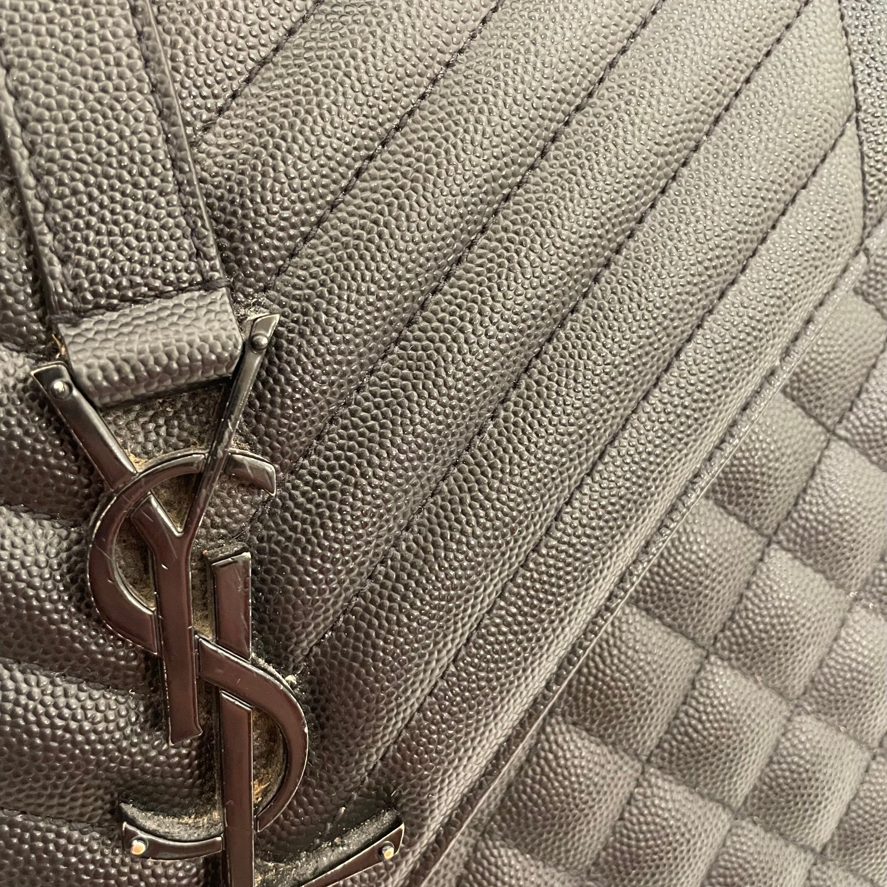 YVES SAINT LAURENT/Bag/Leather/BLK/Medium Quilted Envelope Shlder view 5