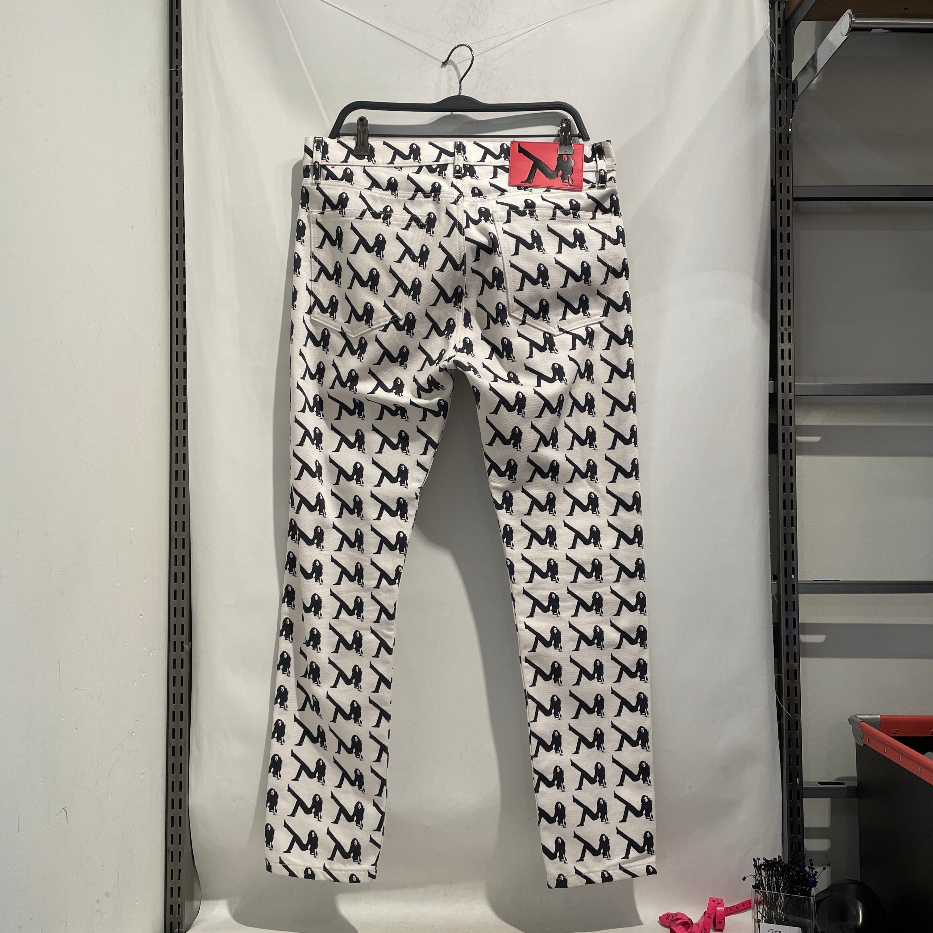 Calvin Klein 205W39NYC/Straight Pants/32/Denim/WHT/All Over Print/M191320012 view 4