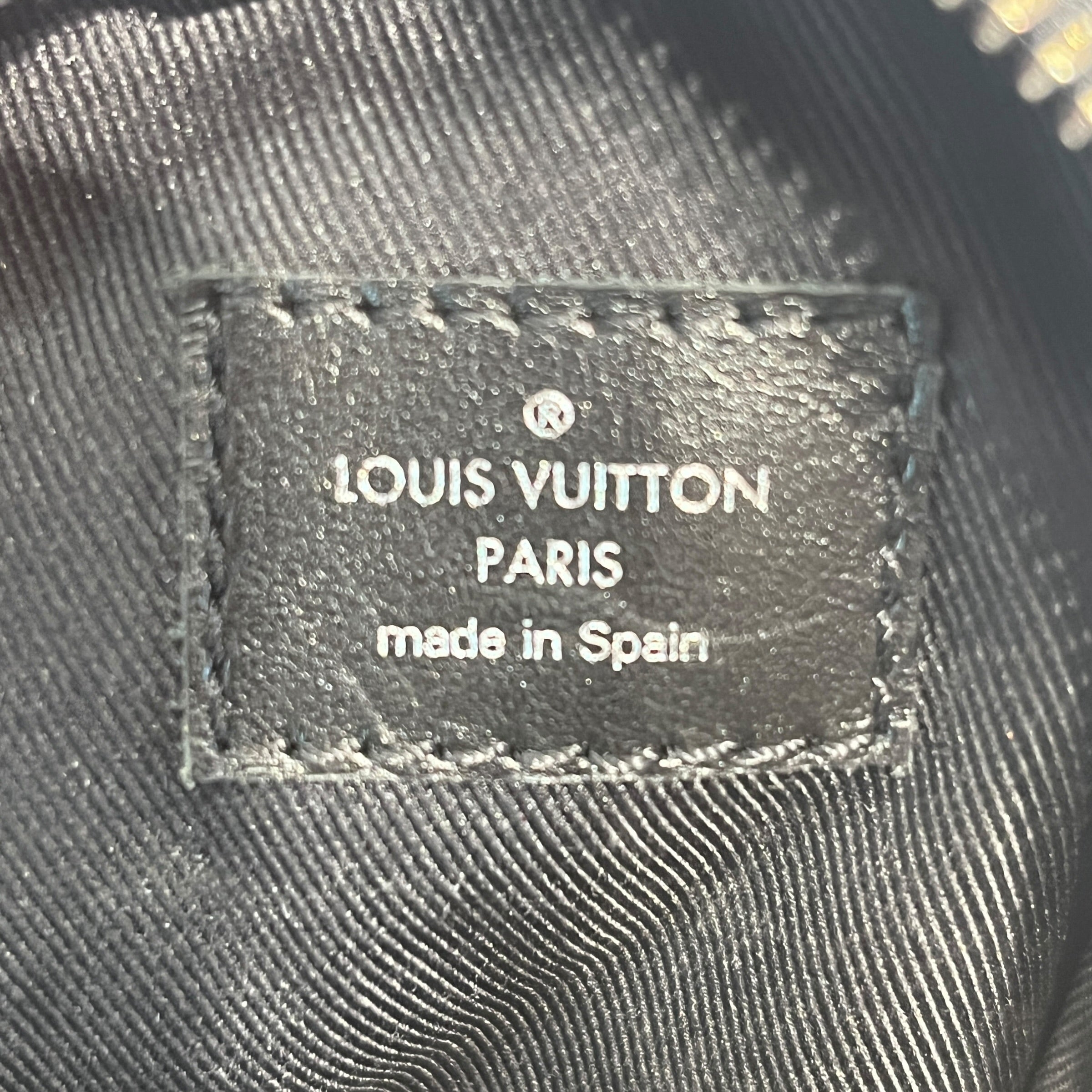 LOUIS VUITTON/Pouch/Monogram/Leather/BLK/DOUBLE PHONE POUCH view 5