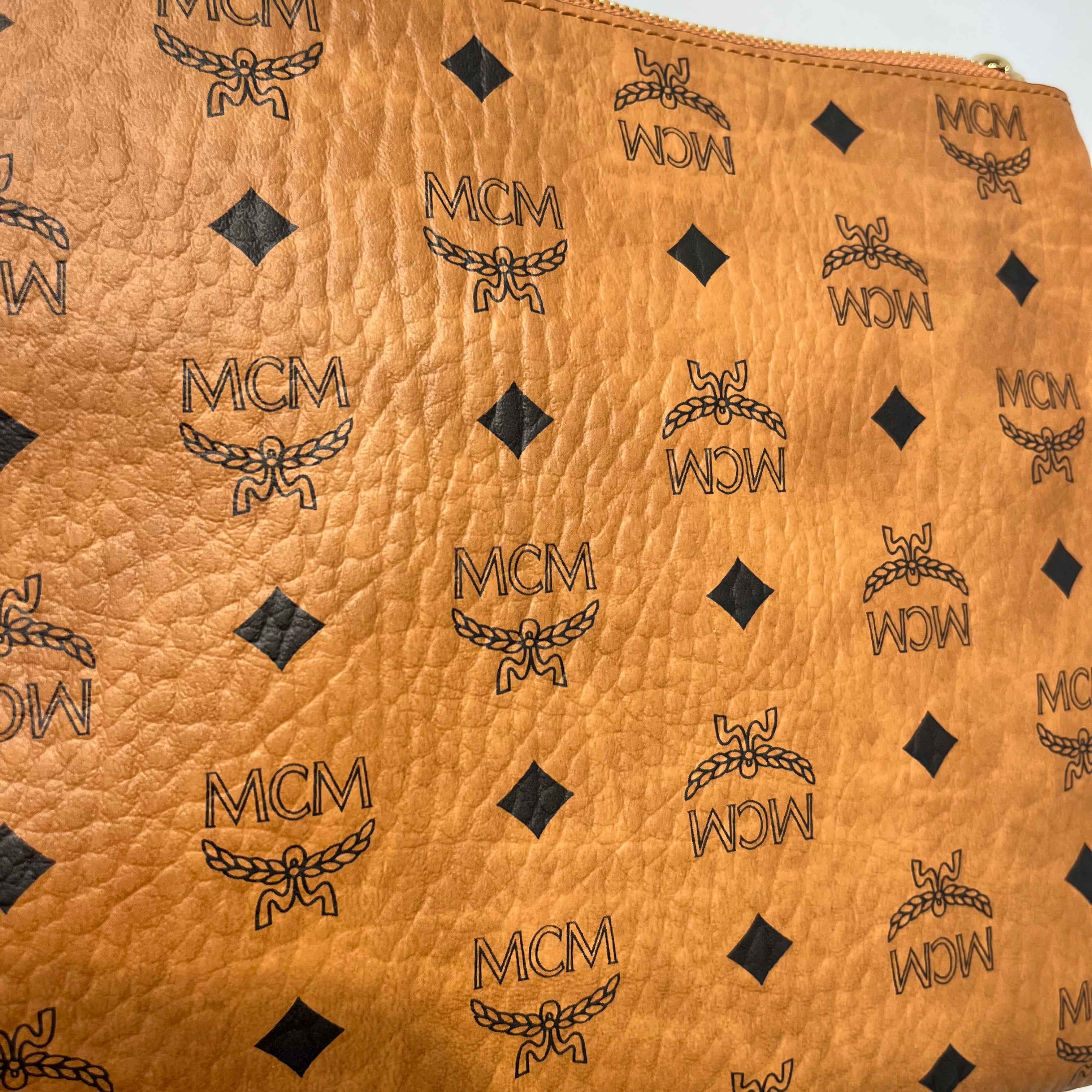 MCM/Cross Body Bag/All Over Print/CML/crossbody pouch in visetos view 6