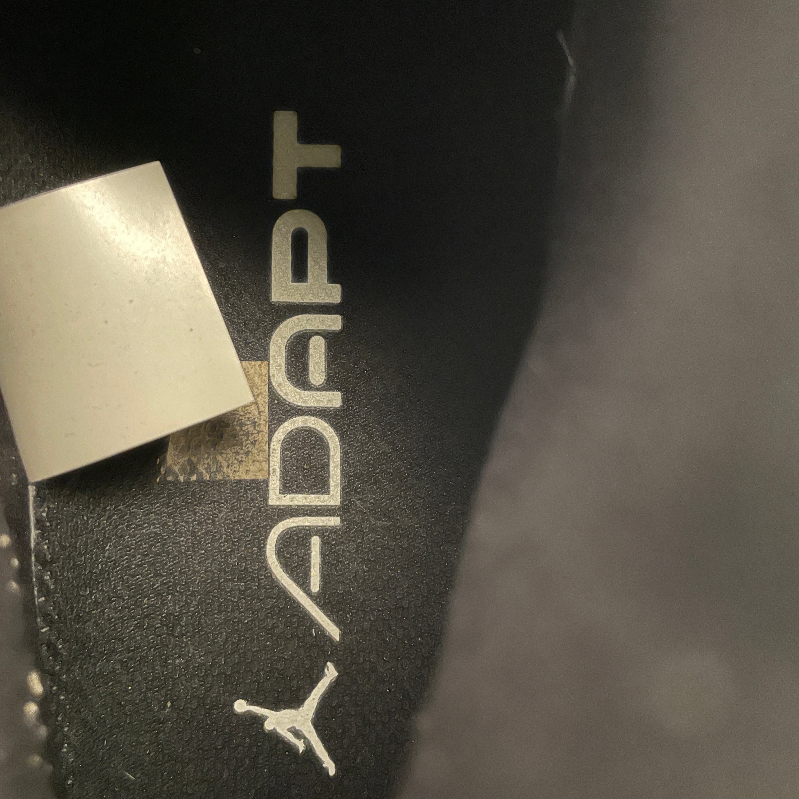 NIKE/AIR JORDAN 11 ADAPT/Hi-Sneakers/US 10.5/Leather/WHT/DA7990-100 view 4