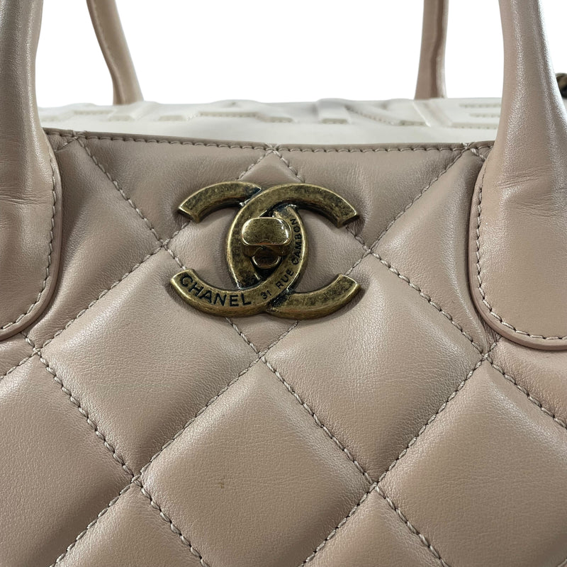 CHANEL/Bag/Leather/BEG/QUILTED LAMBSKIN PORTOBELLO