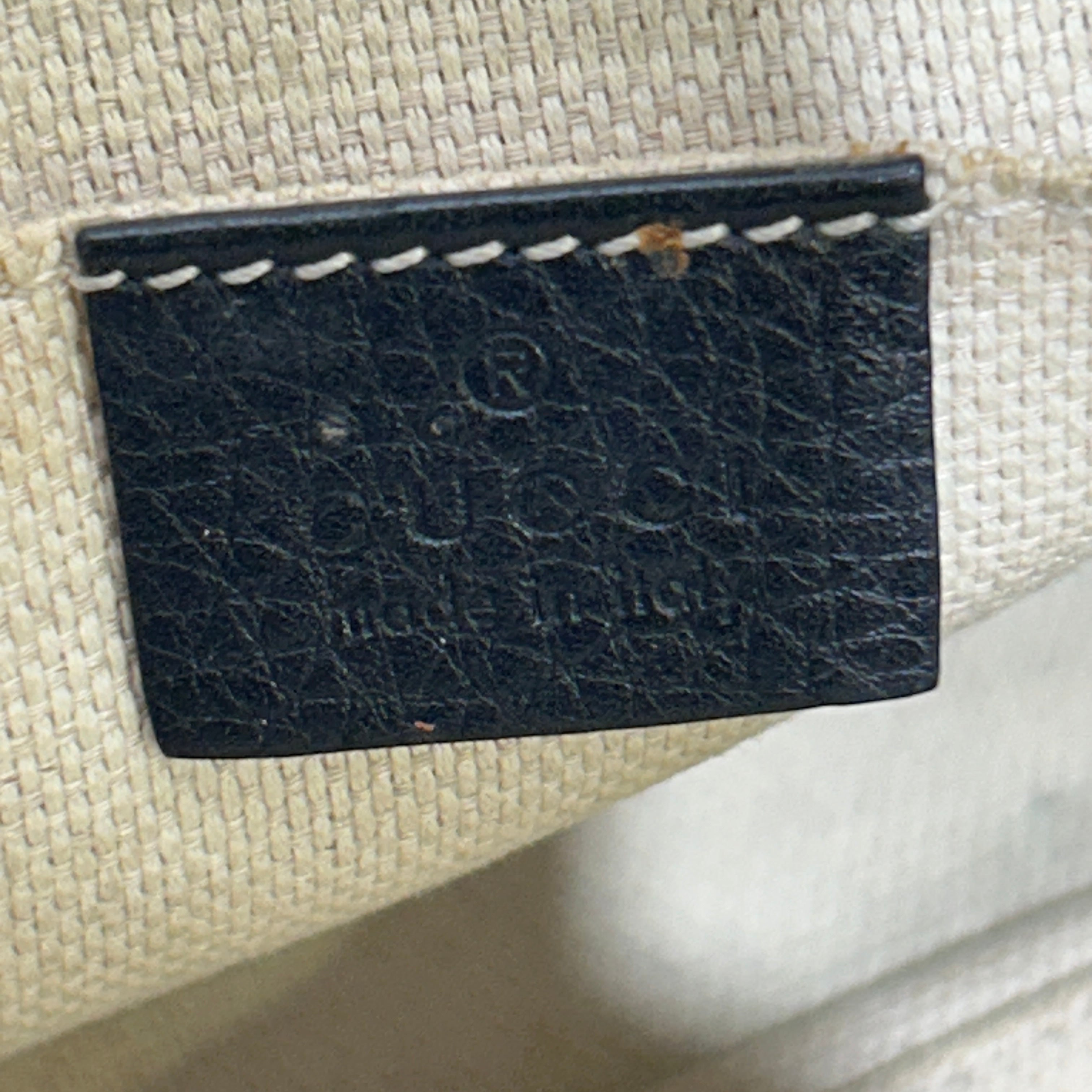 GUCCI/Cross Body Bag/Leather/BLK/EMBOSSED SOHO  GG CROSSBODY view 5
