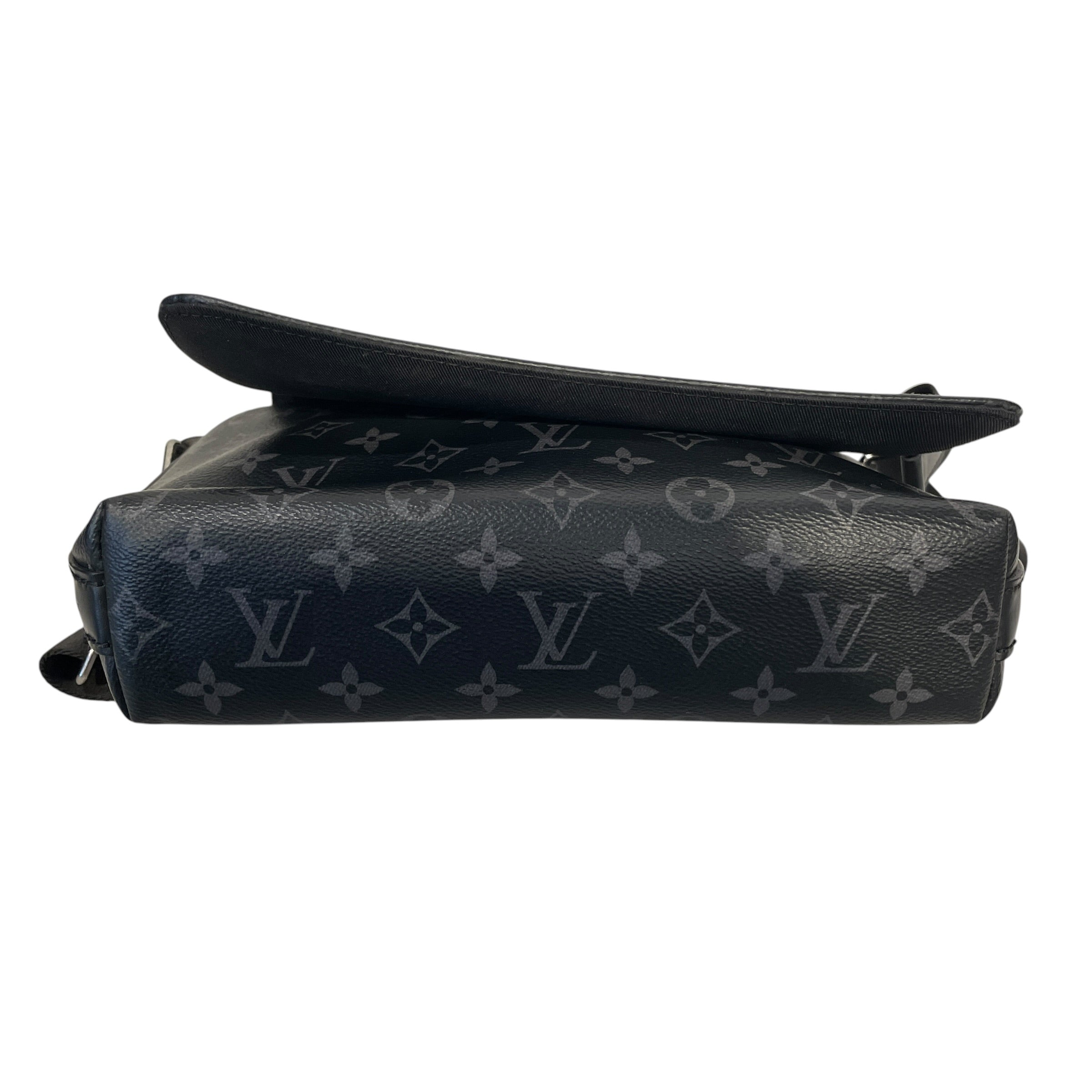 LOUIS VUITTON/Cross Body Bag/Monogram/Leather/BLK/ECLIPSE MESSENGER view 3
