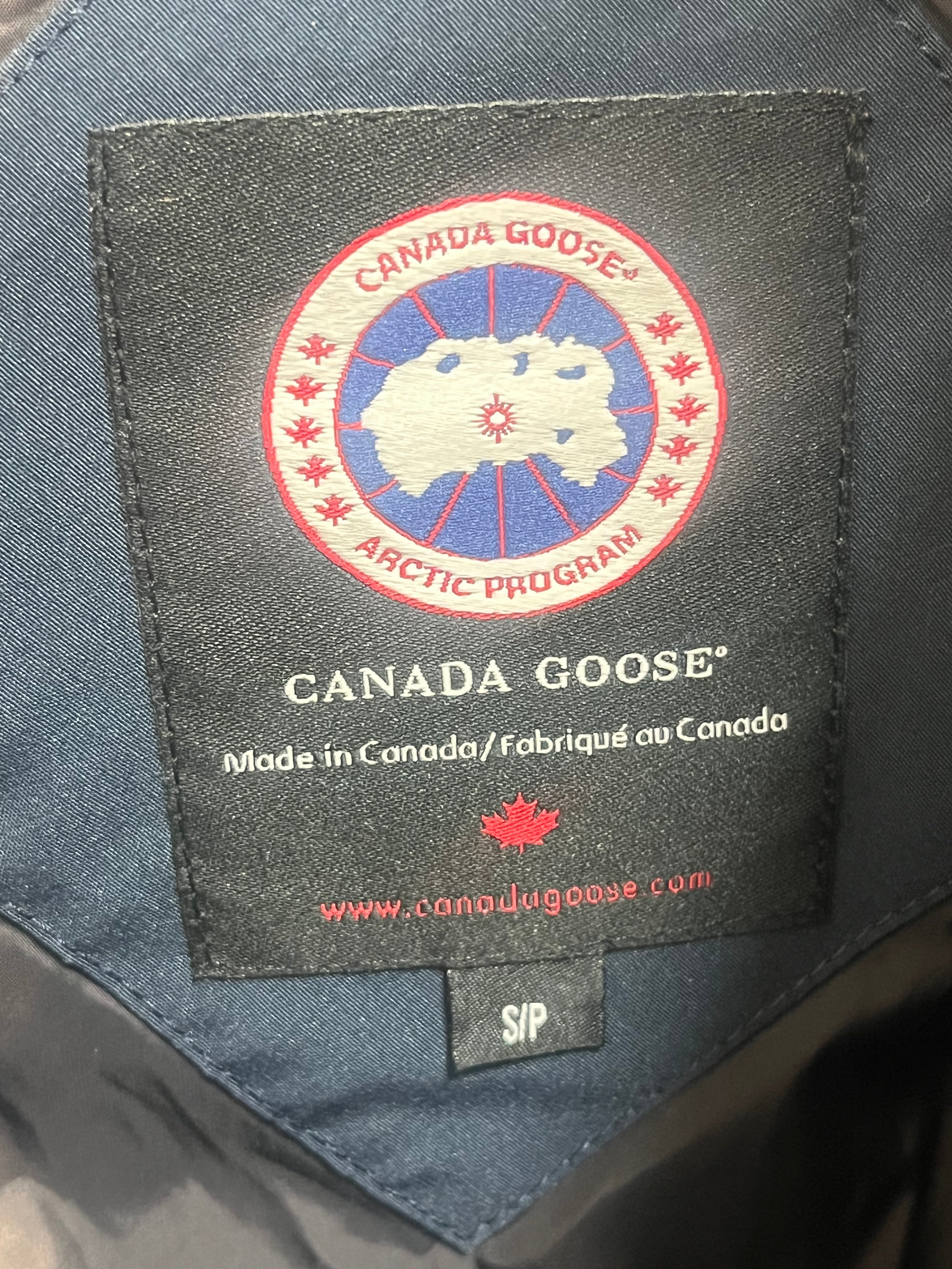 CANADA GOOSE/Jacket/S/NVY/fur hood view 3