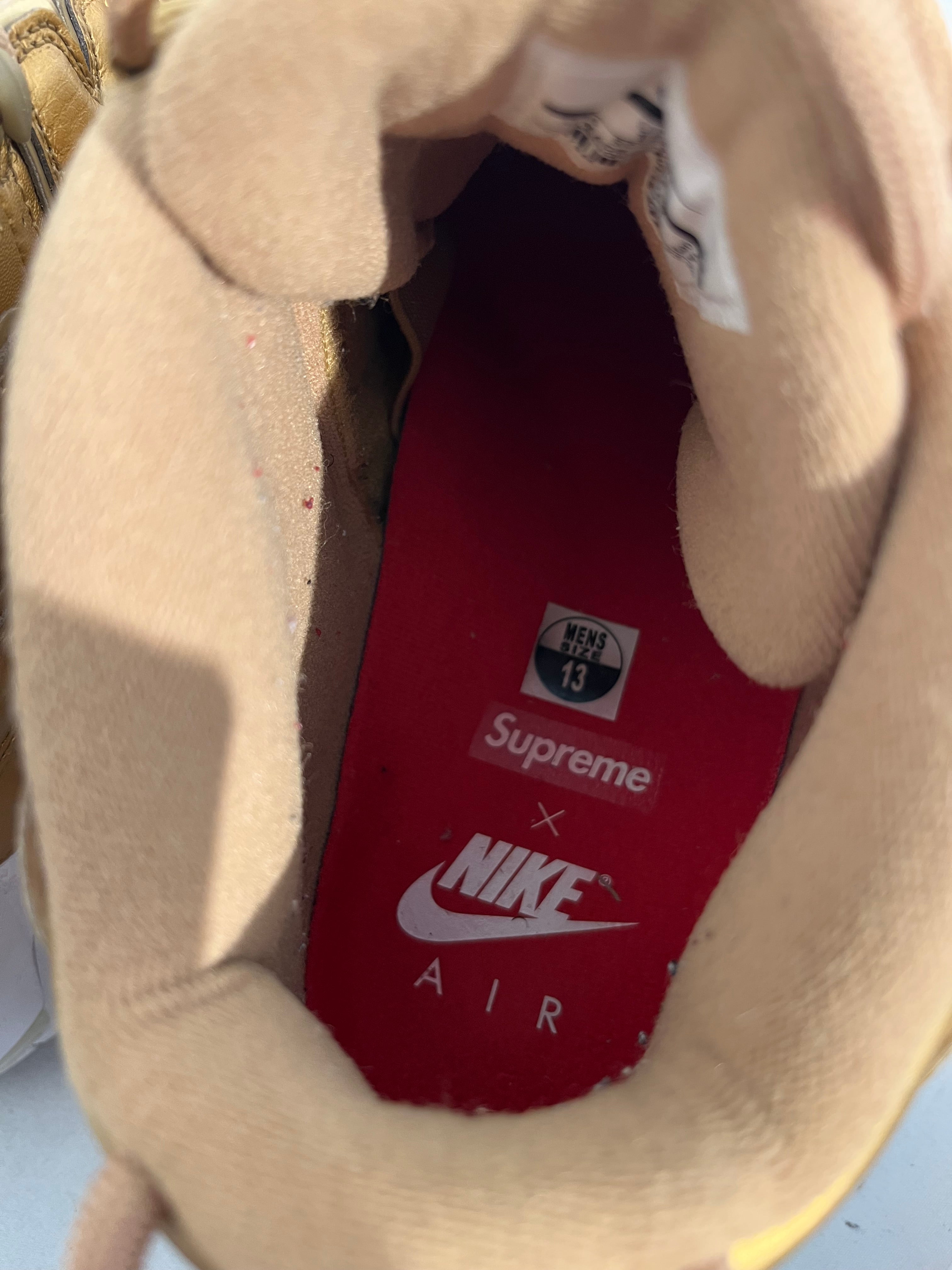 NIKE/Supreme/Hi-Sneakers/US 13/Faux Leather/GLD/U-Tip/902290-700 more uptempo gold view 3
