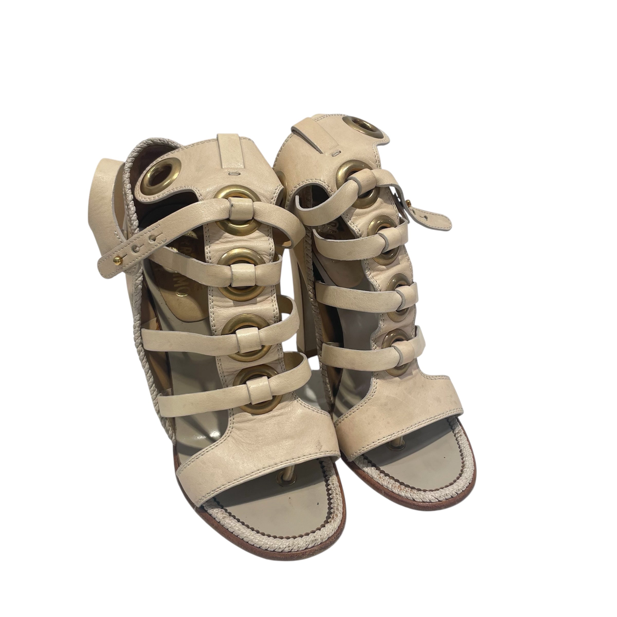 Salvatore Ferragamo/Sandals/US 9.5/Leather/CRM/3324 36115 brass loops view 1
