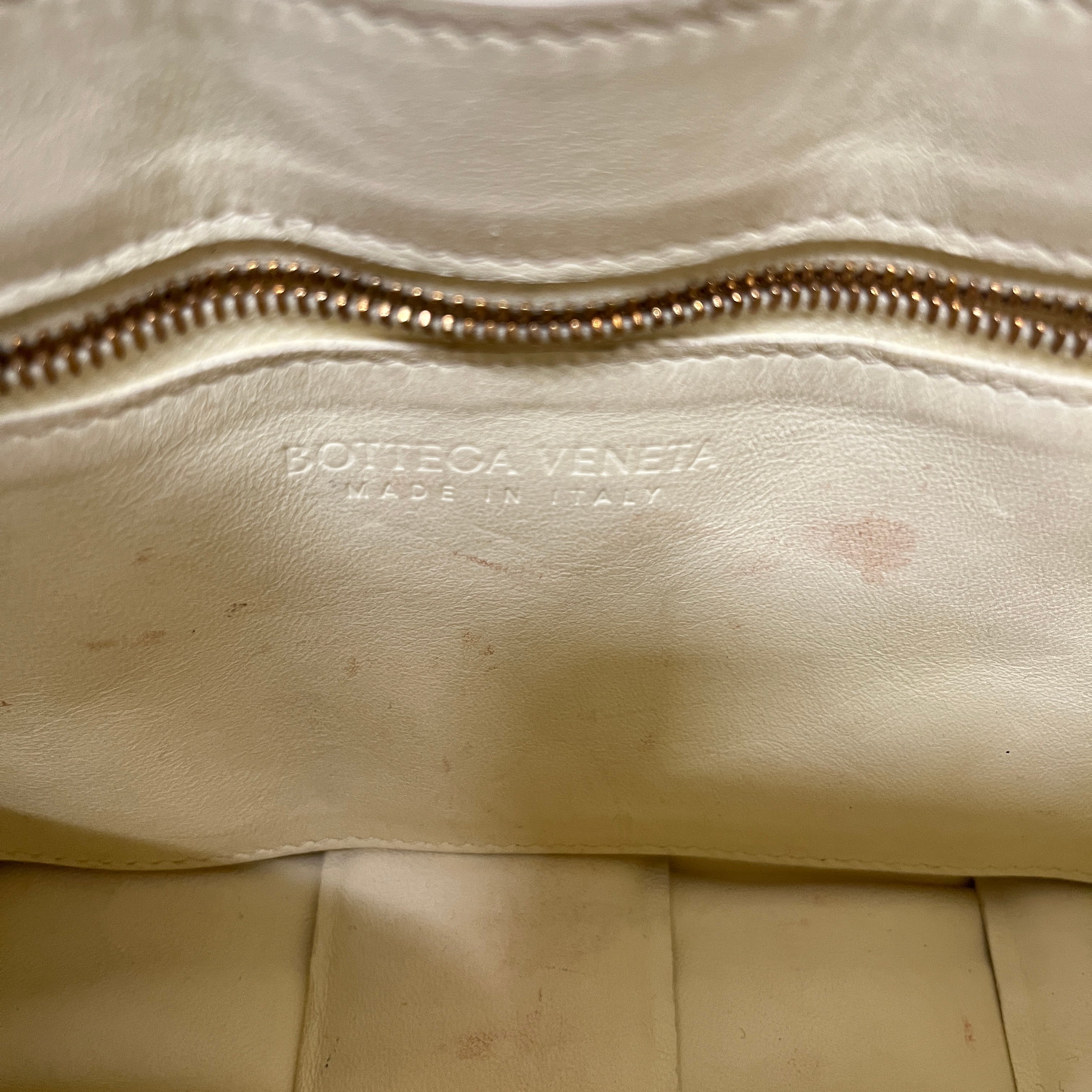 BOTTEGA VENETA/Cross Body Bag/Leather/YEL/PADDED CASSETTE BAG view 3