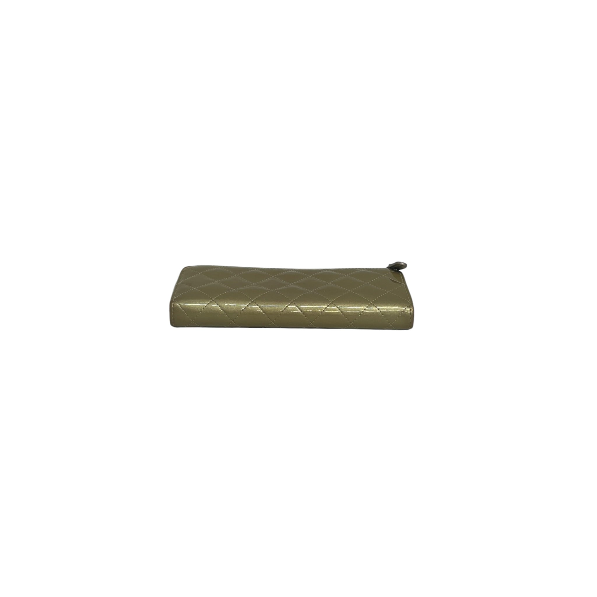 CHANEL/Long Wallet/Leather/GLD/Champagne-Patent-Quilted view 3