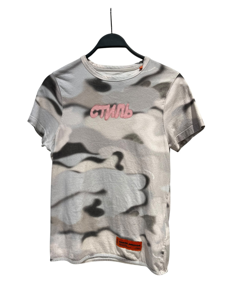 HERON PRESTON/3|4 T-Shirt/S/Camouflage/Cotton/GRY/pink letters