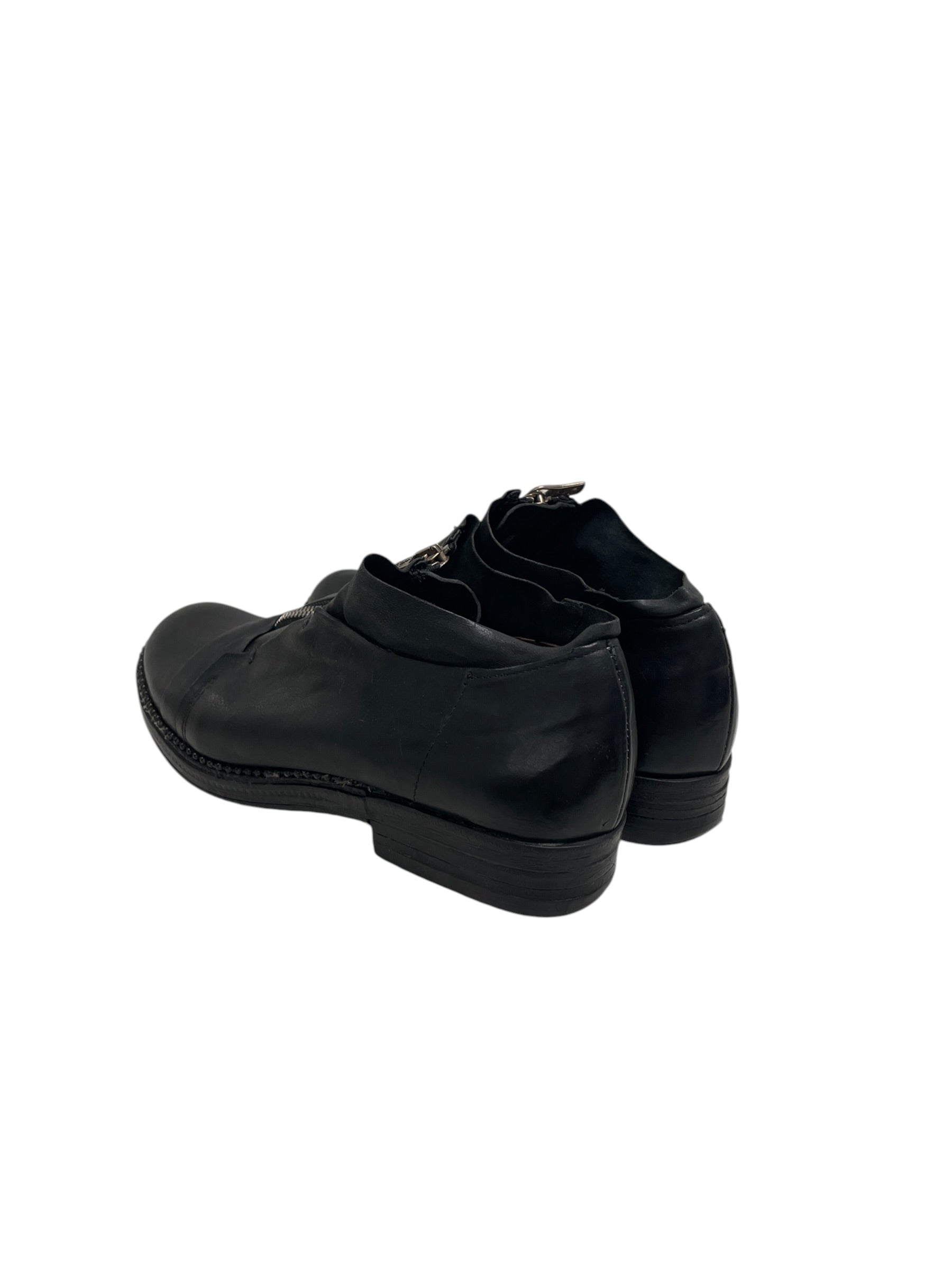AS98/Shoes/US 8/Leather/BLK/CENTER ZIP LOGO PULL view 2