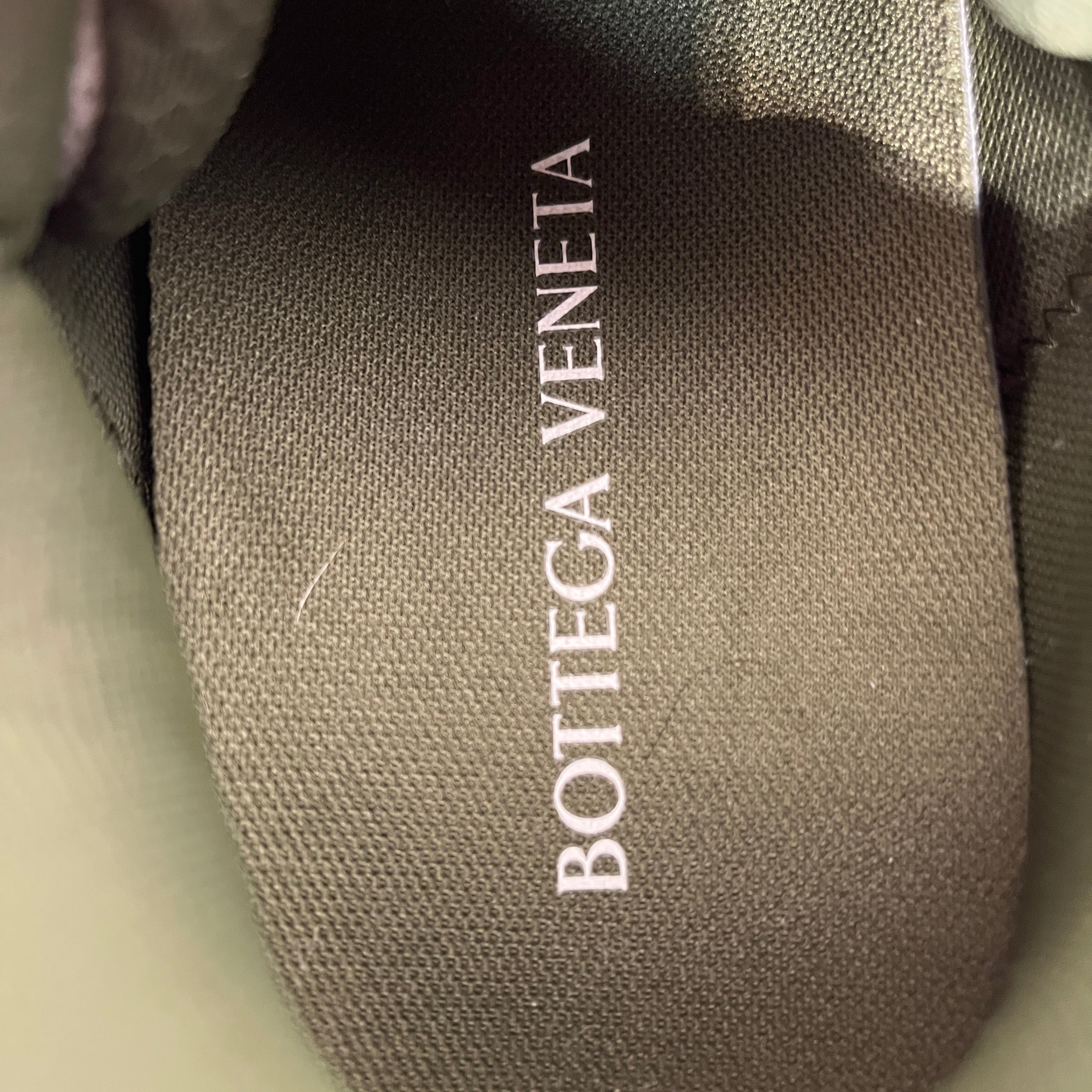 BOTTEGA VENETA/Low-Sneakers/EU 42/Leather/GRN/orbit view 3