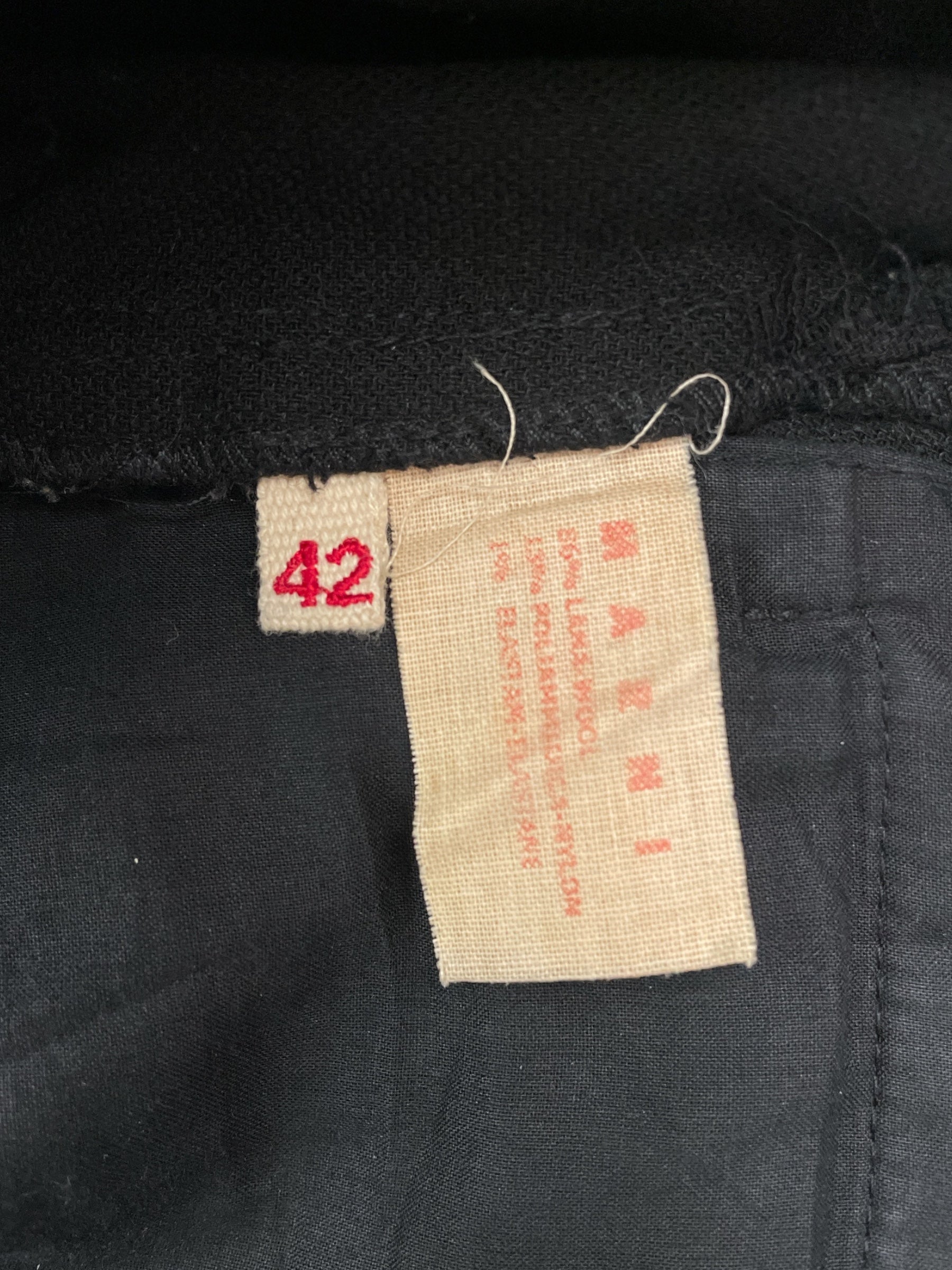 MARNI/Cropped Pants/42/Wool/BLK/Button Fly/Black Button Trousers view 4