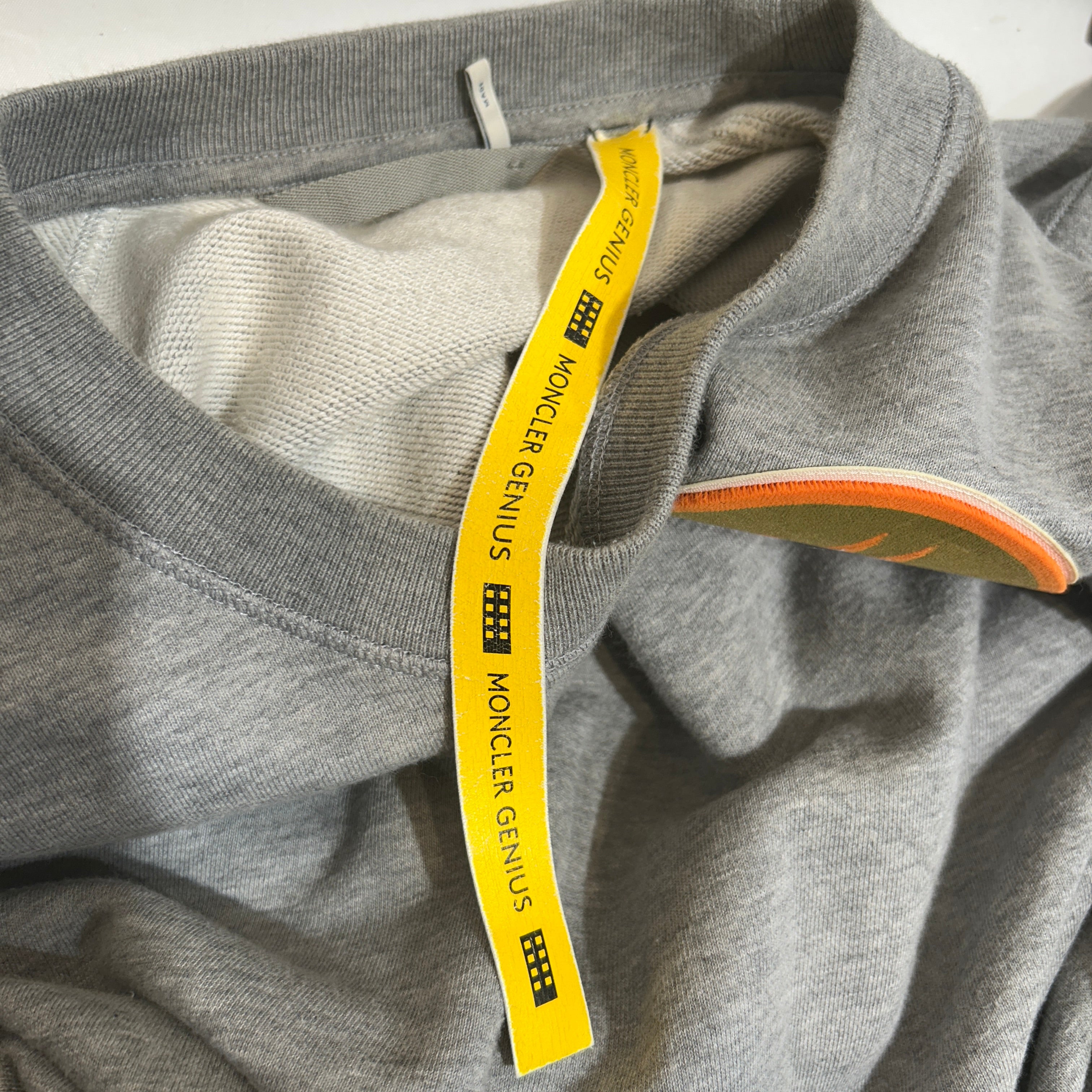 MONCLER/Sweatshirt/2/Cotton/SLV/moncler orange logo view 3