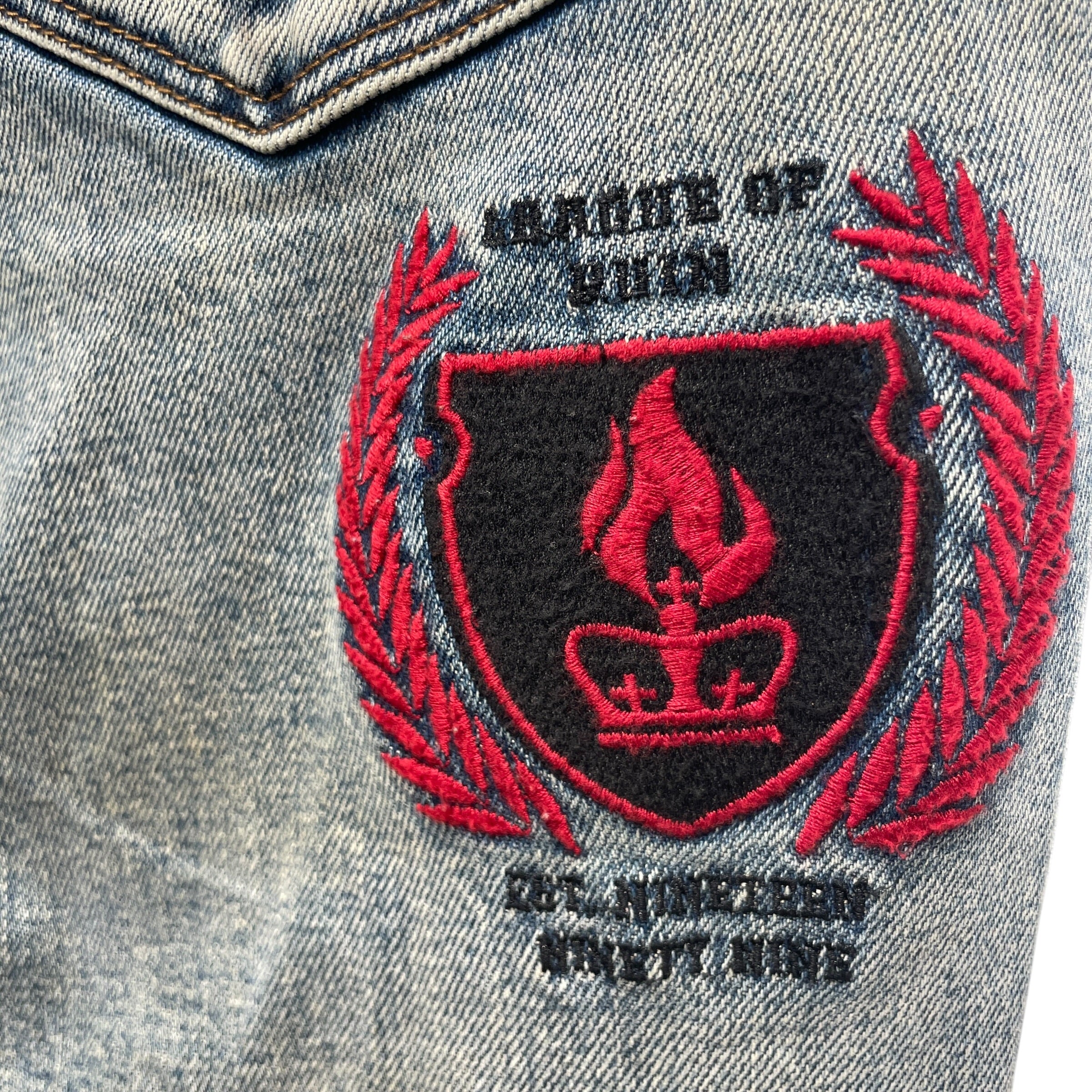ksubi/Skinny Pants/32/Denim/BLU/Distressed/CHITCH SEATTLE BLK RED PATCHES view 2
