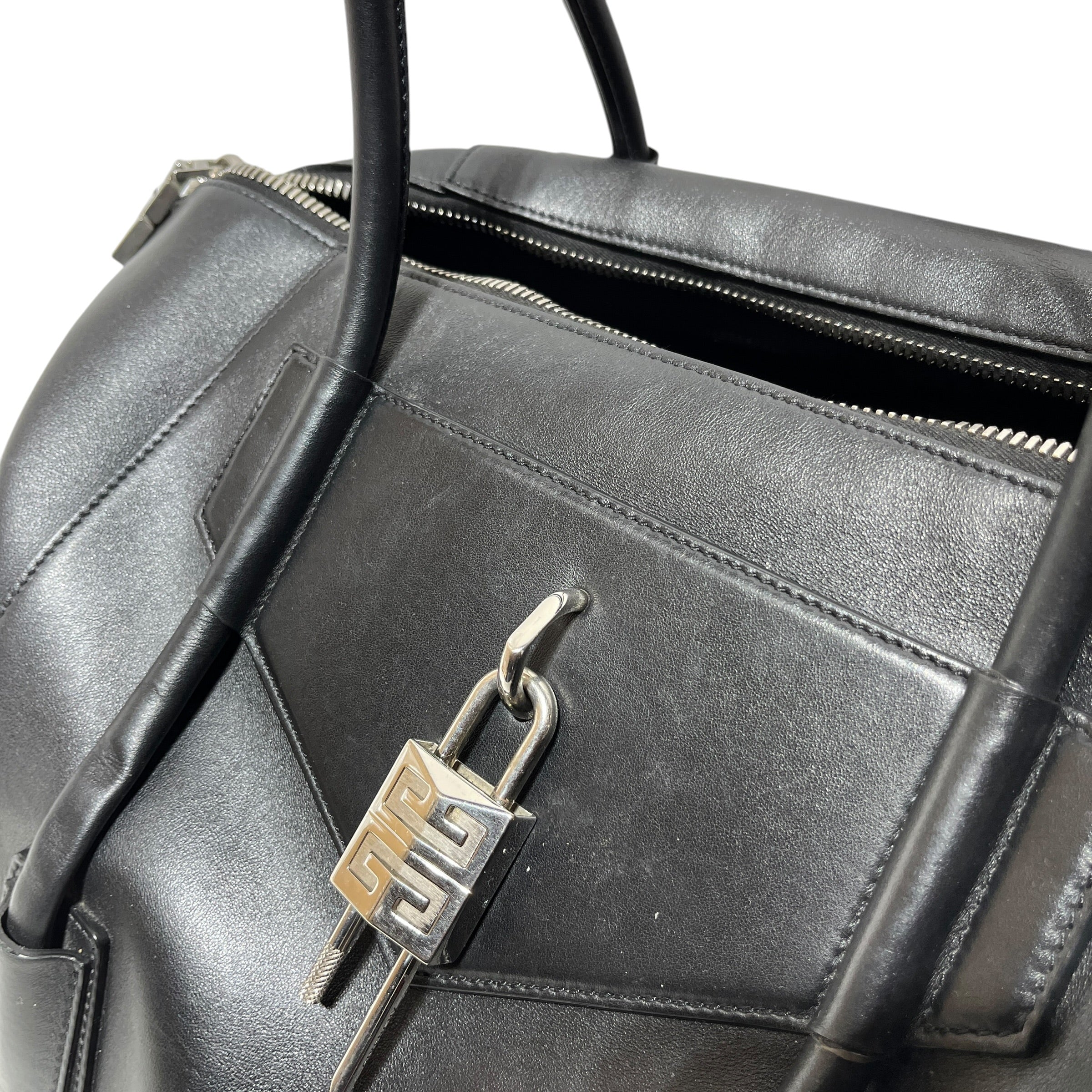 GIVENCHY/Tote Bag/Leather/BLK/Antigonia Lock Tote view 3