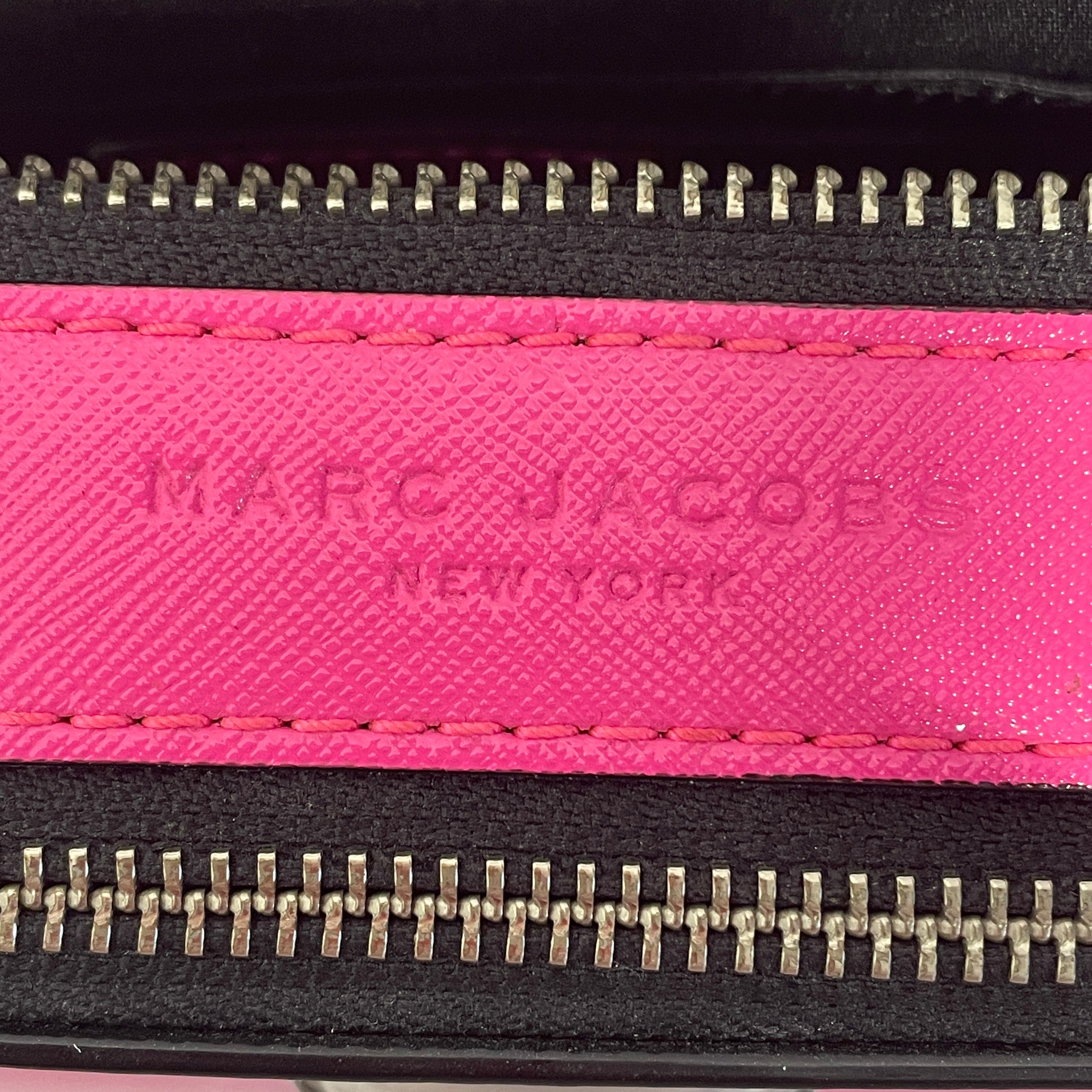 MARC JACOBS/Cross Body Bag/Leather/PNK/Snapshot Camera Bag view 4