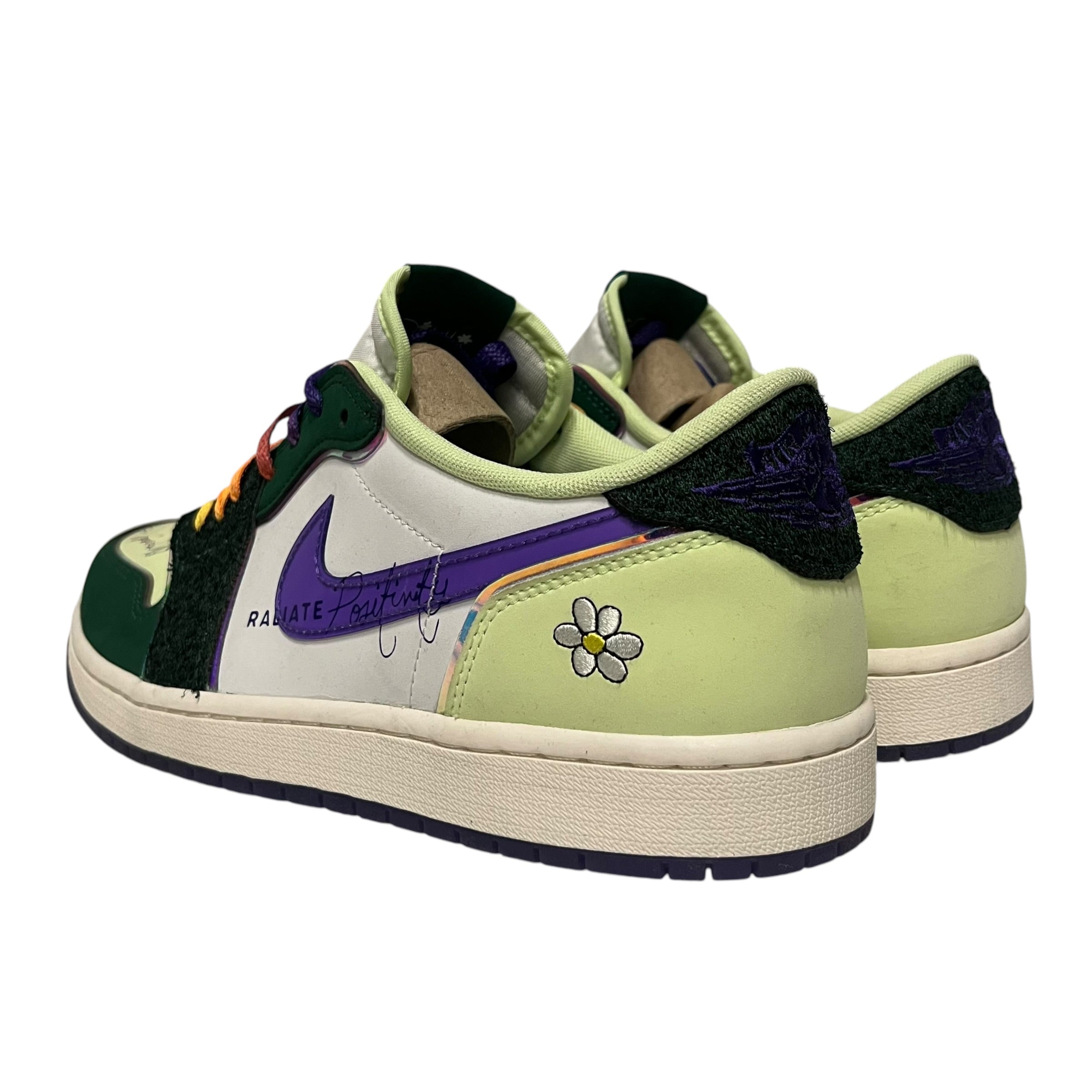 NIKE/Low-Sneakers/US 10.5/Suede/MLT/doernbecher view 2