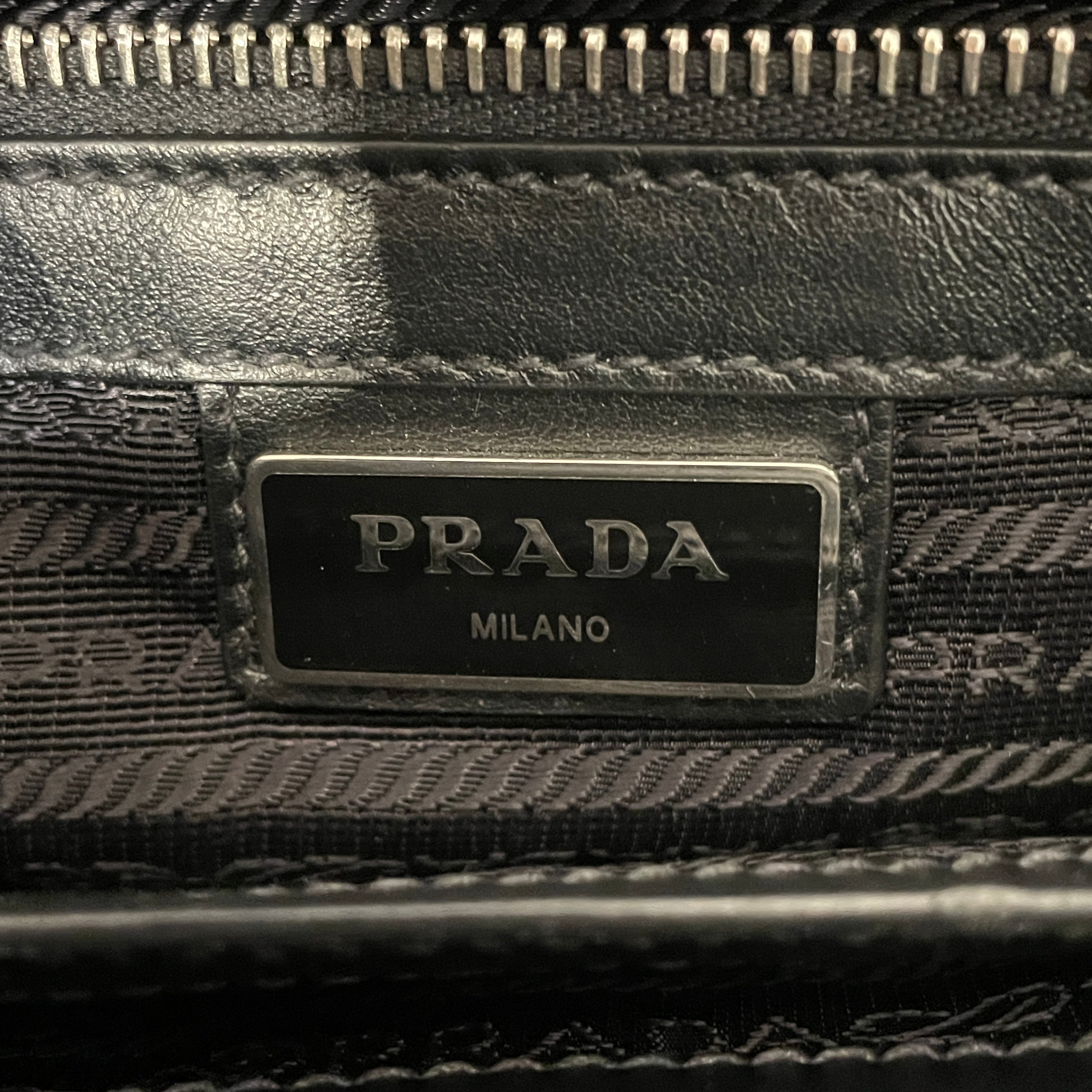 PRADA/Briefcase/Leather/BLK/Saffiano Triangle Briefcase view 6